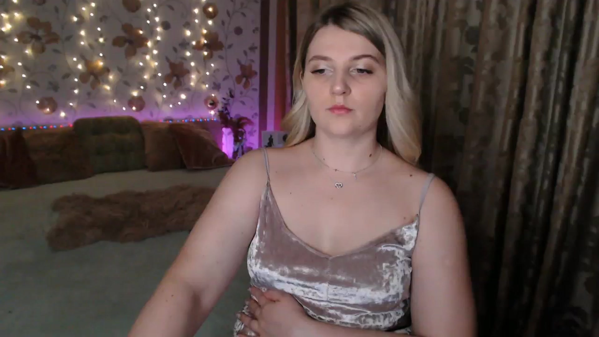 Gallery image thumbnail from Nice_Ass007's myfreecams stream on, 08/03/2023, 21:41 image 2 of 20