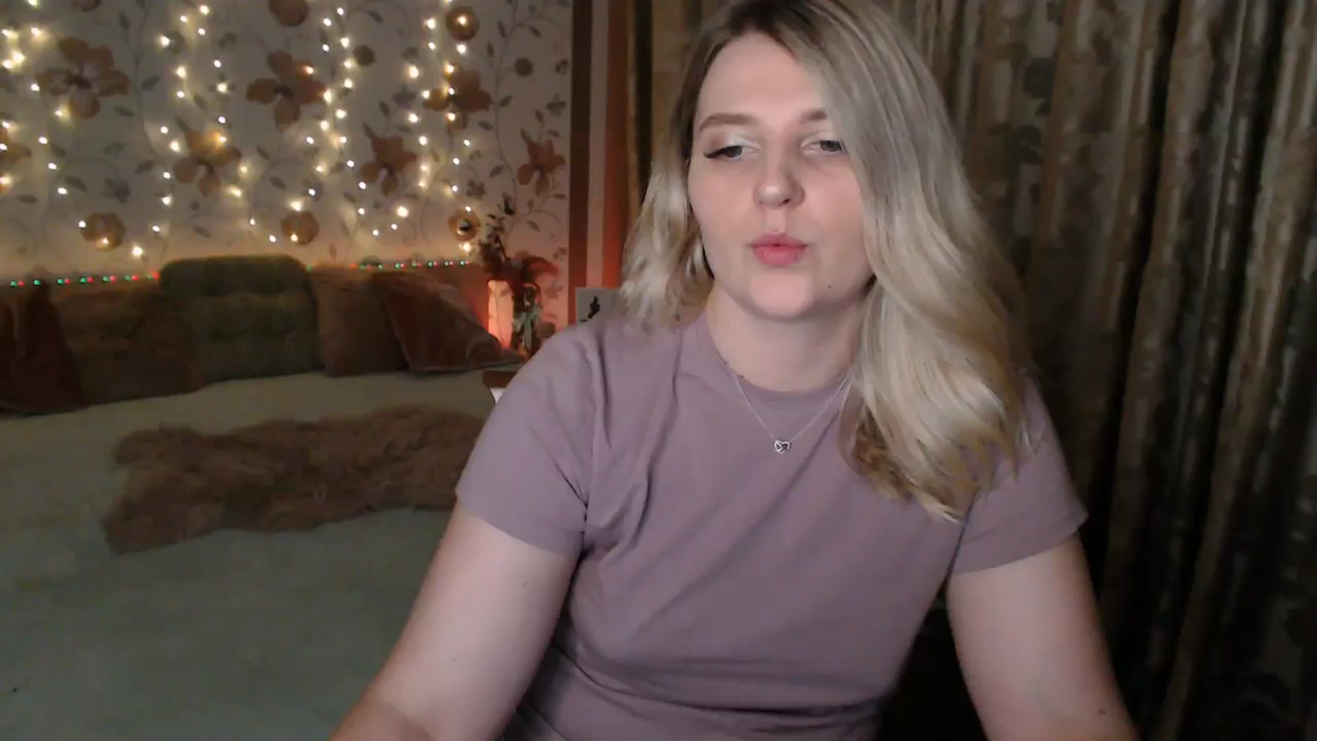 Gallery image thumbnail from Nice_Ass007's myfreecams stream on, 08/03/2023, 21:41 image 18 of 20