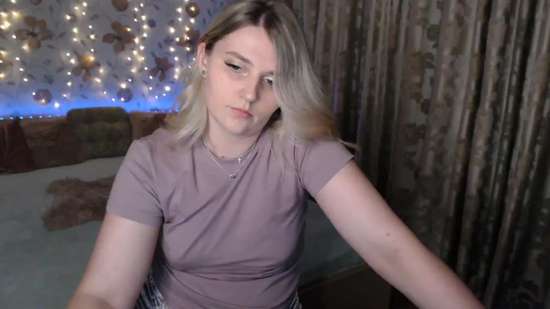 Gallery image thumbnail from Nice_Ass007's myfreecams stream on, 08/03/2023, 23:18 image 11 of 20