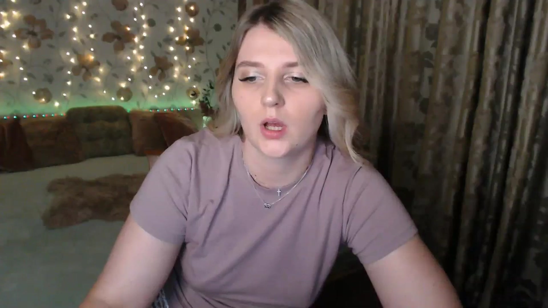 Gallery image thumbnail from Nice_Ass007's myfreecams stream on, 08/03/2023, 23:18 image 6 of 20