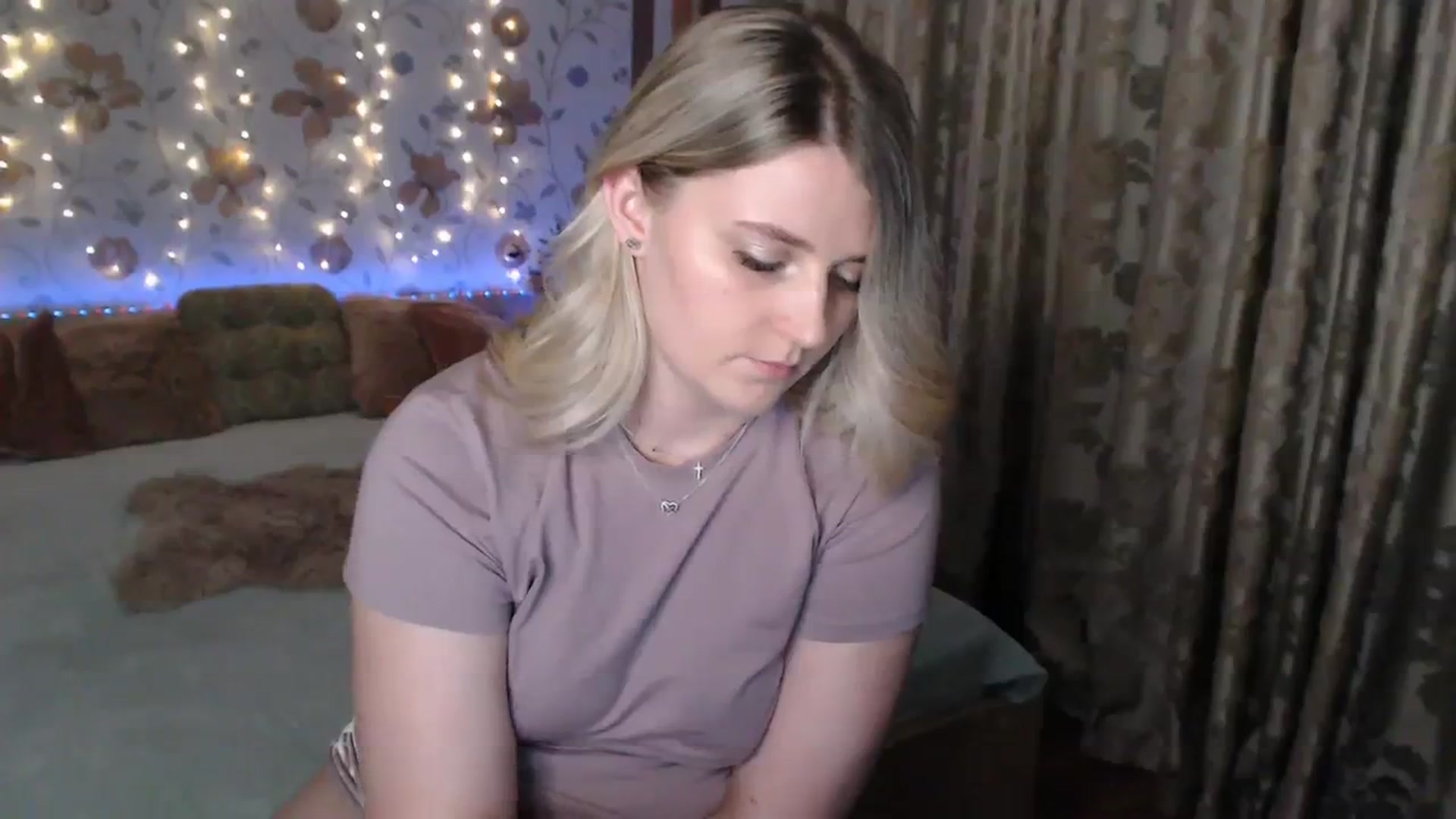 Gallery image thumbnail from Nice_Ass007's myfreecams stream on, 08/03/2023, 23:18 image 15 of 20