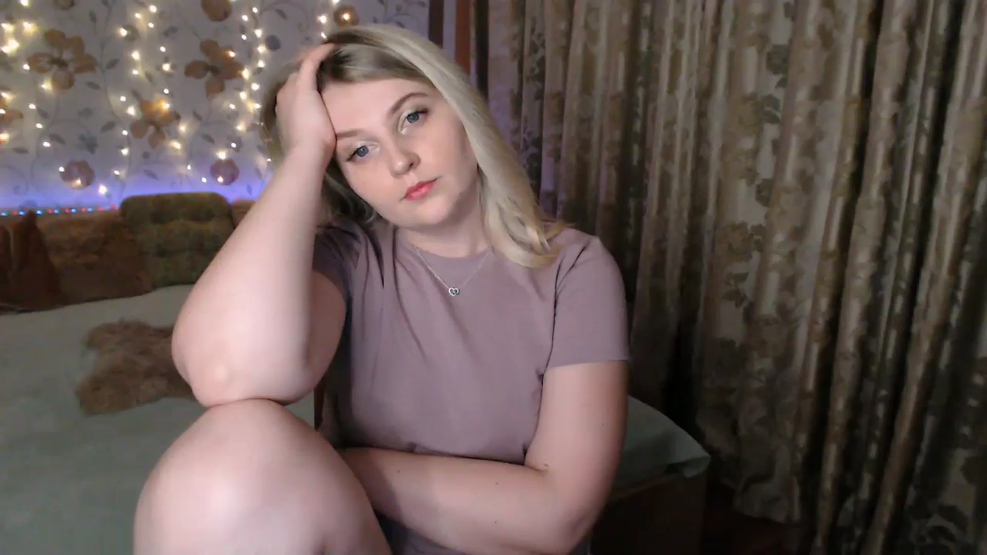 Gallery image thumbnail from Nice_Ass007's myfreecams stream on, 08/04/2023, 24:53 image 6 of 20