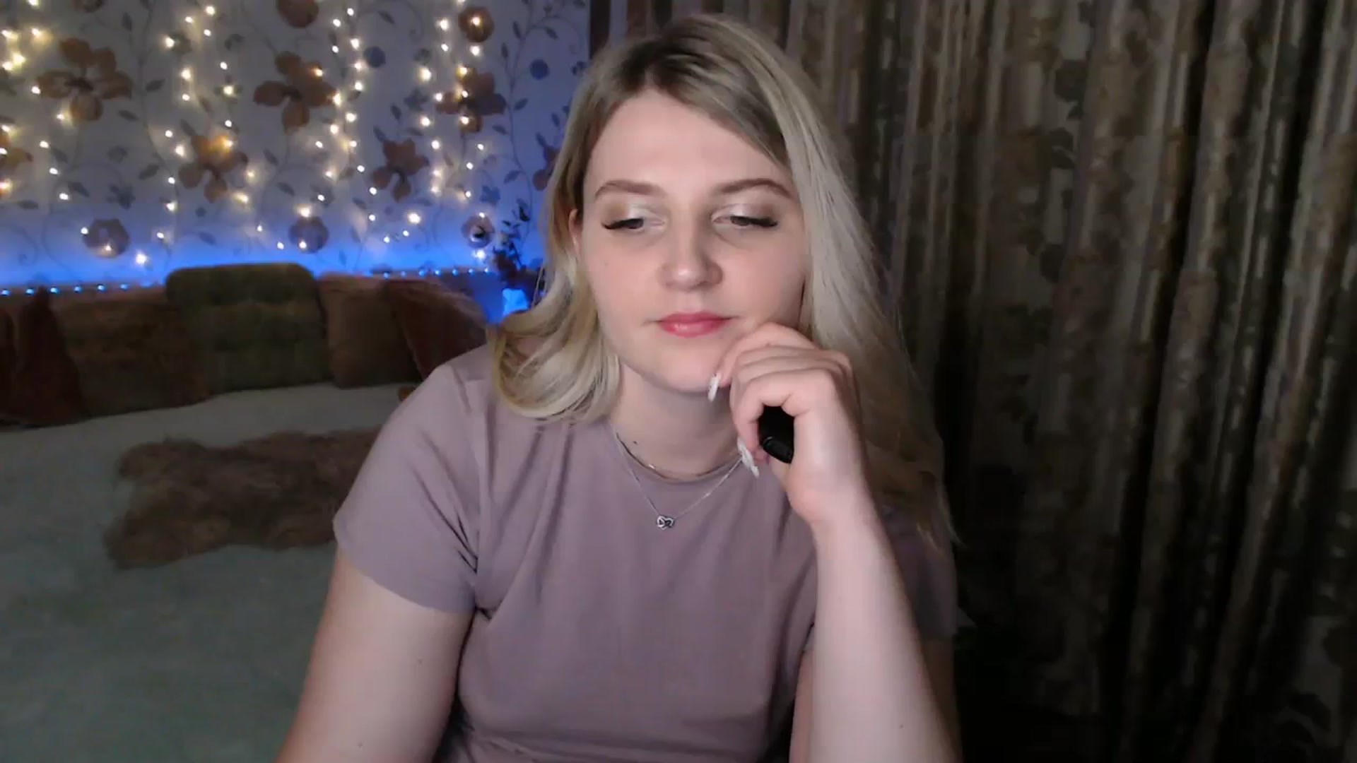 Gallery image thumbnail from Nice_Ass007's myfreecams stream on, 08/04/2023, 01:27 image 1 of 20