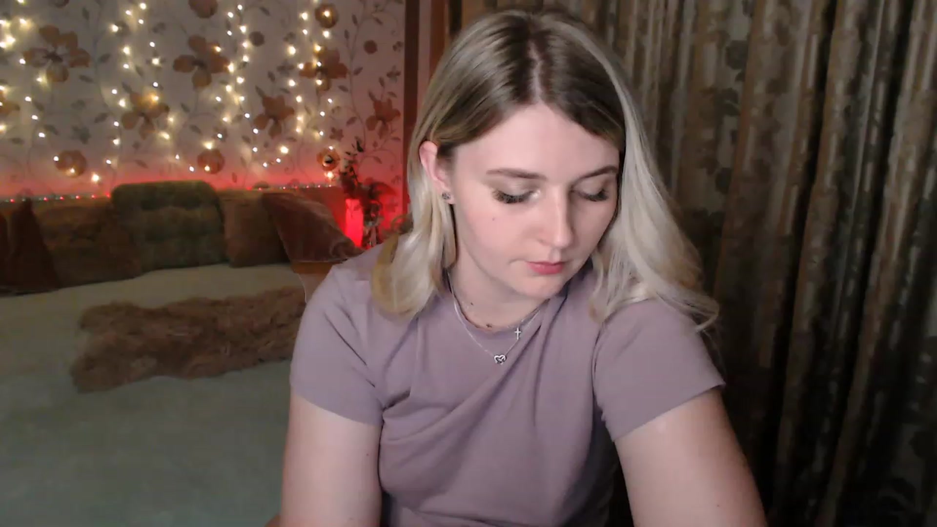 Gallery image thumbnail from Nice_Ass007's myfreecams stream on, 08/04/2023, 02:07 image 17 of 20