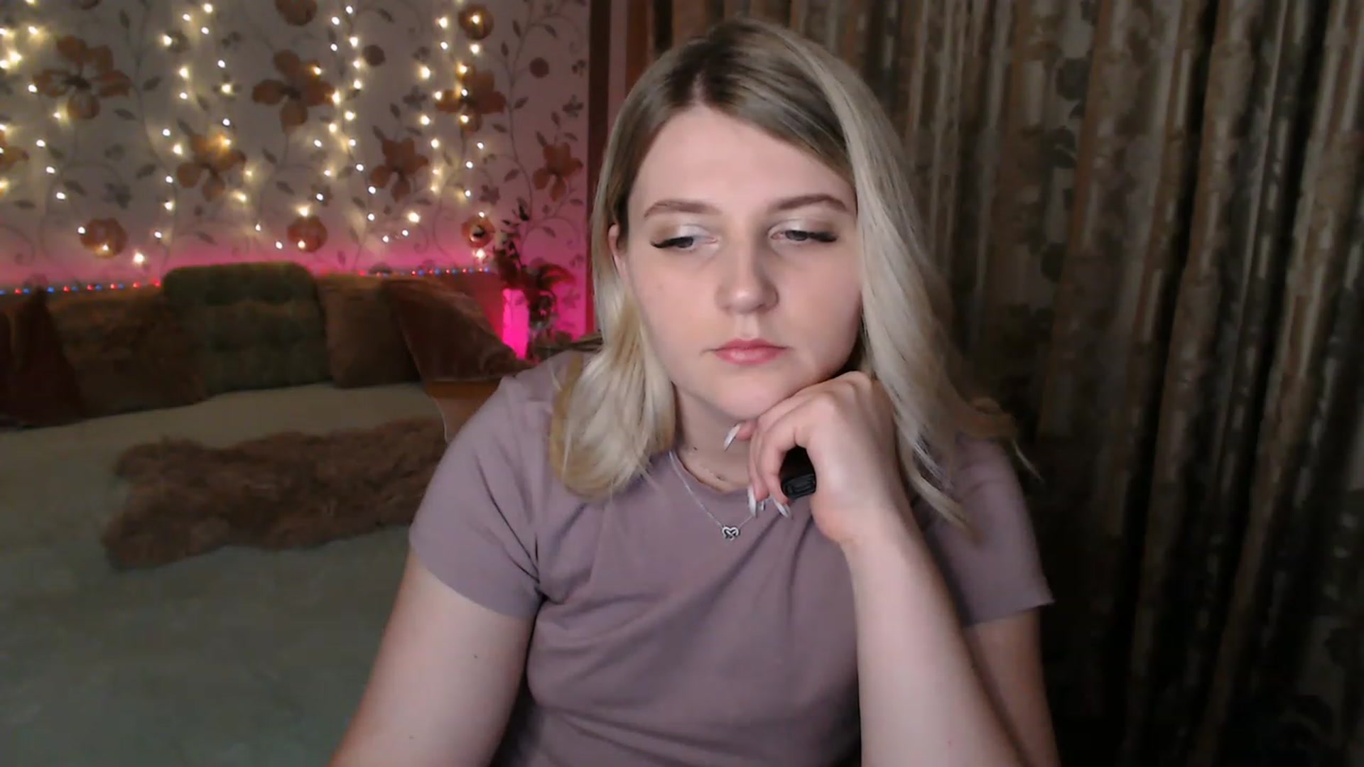 Gallery image thumbnail from Nice_Ass007's myfreecams stream on, 08/04/2023, 02:07 image 19 of 20