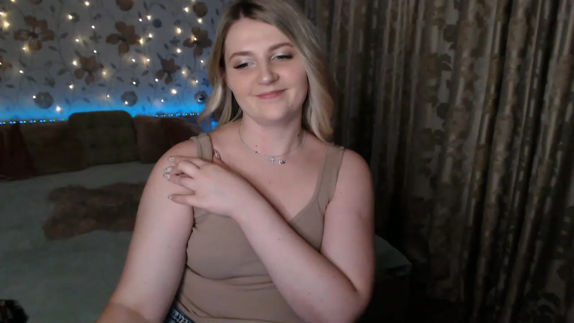 Gallery image thumbnail from Nice_Ass007's myfreecams stream on, 08/04/2023, 21:13 image 17 of 20