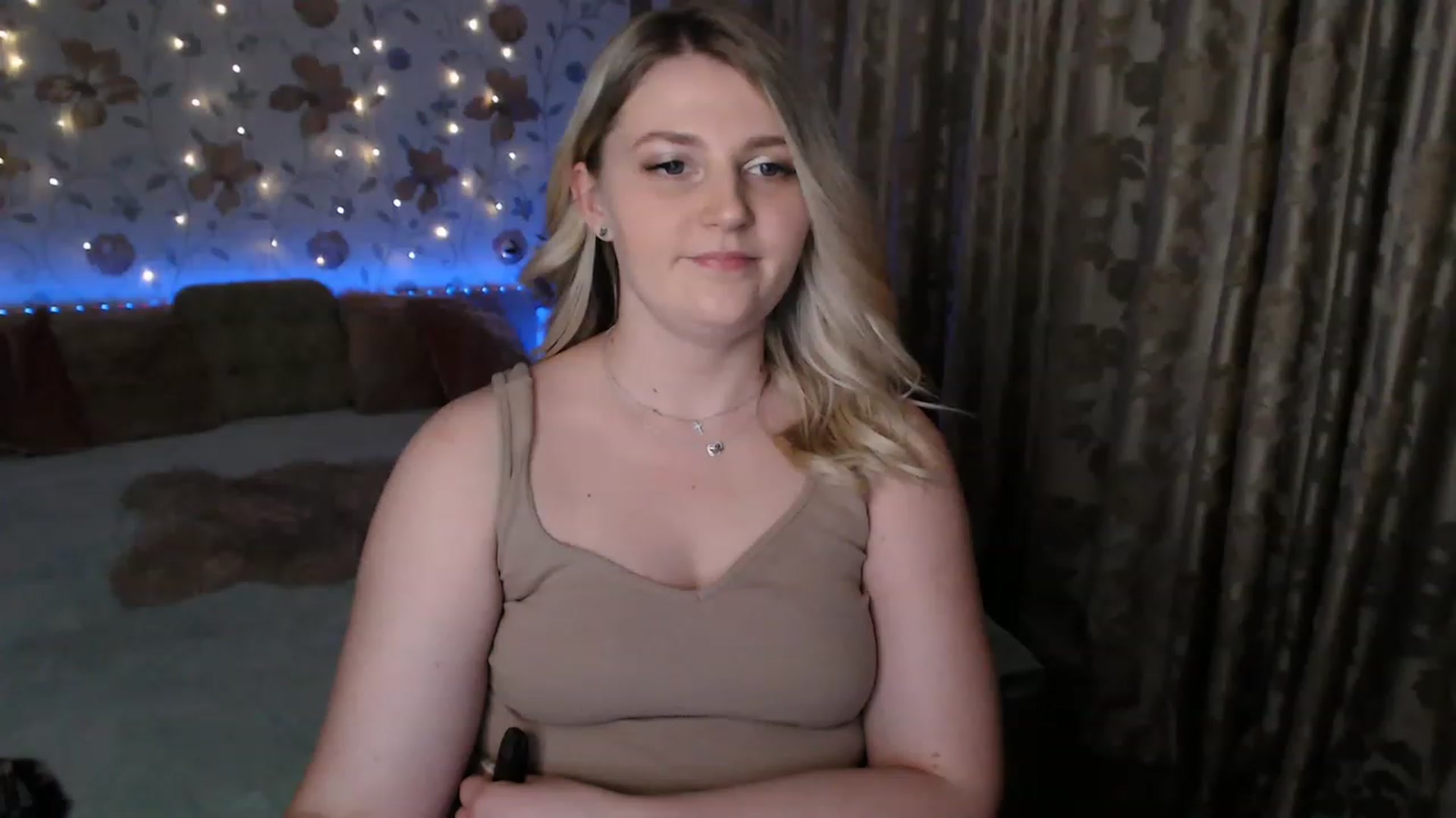 Gallery image thumbnail from Nice_Ass007's myfreecams stream on, 08/04/2023, 21:13 image 10 of 20