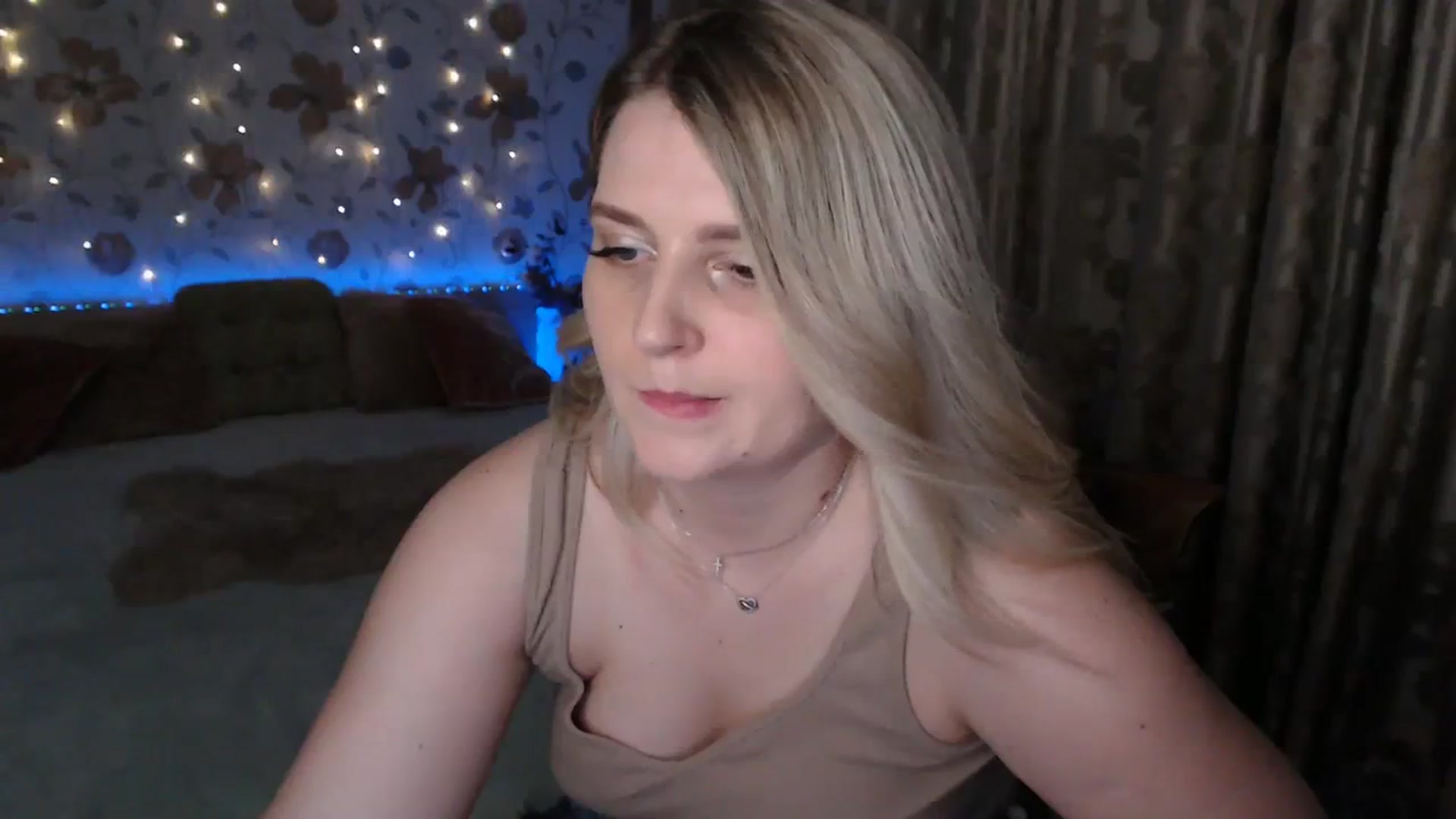 Gallery image thumbnail from Nice_Ass007's myfreecams stream on, 08/05/2023, 24:47 image 10 of 20