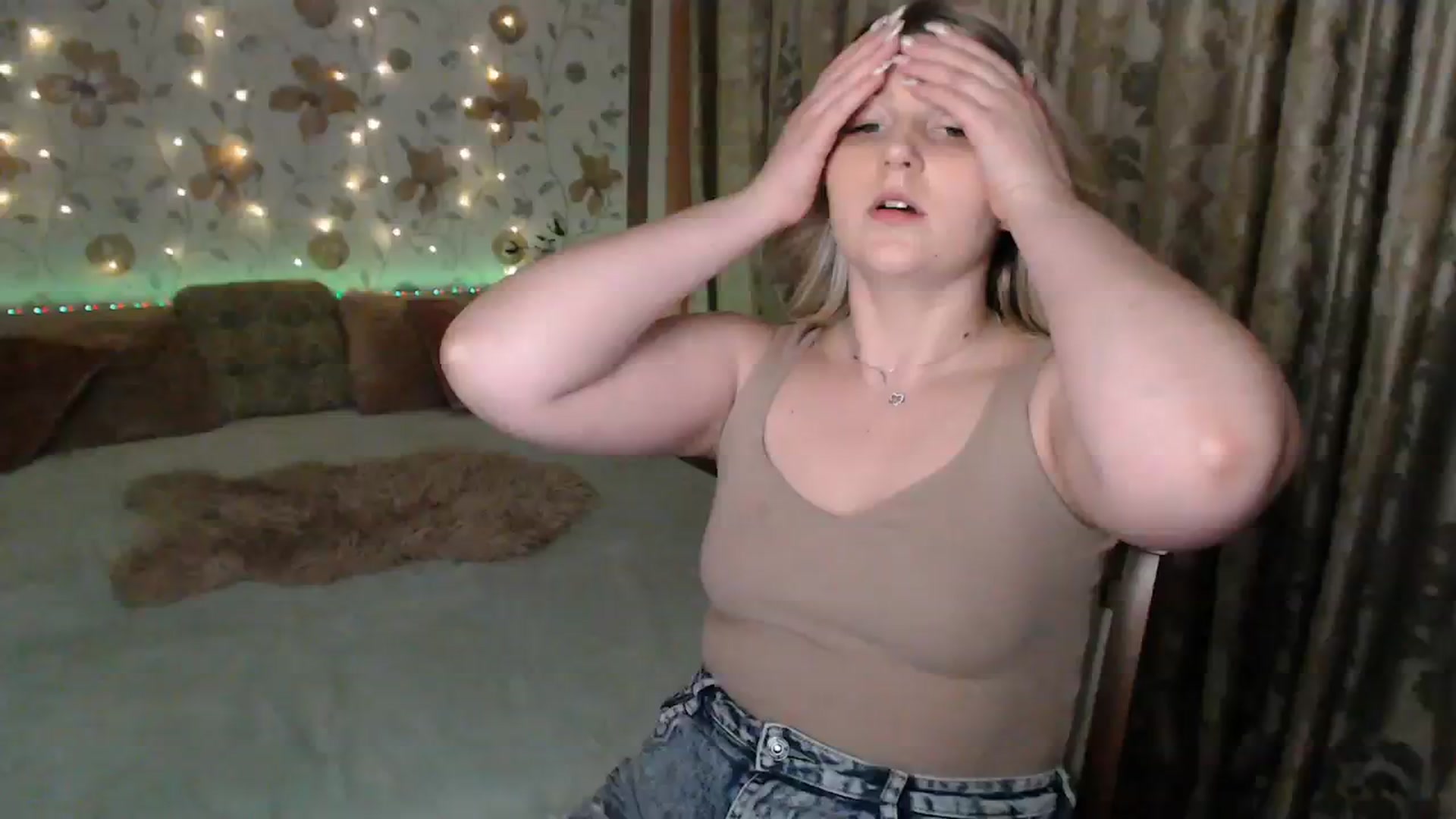 Gallery image thumbnail from Nice_Ass007's myfreecams stream on, 08/05/2023, 24:47 image 3 of 20