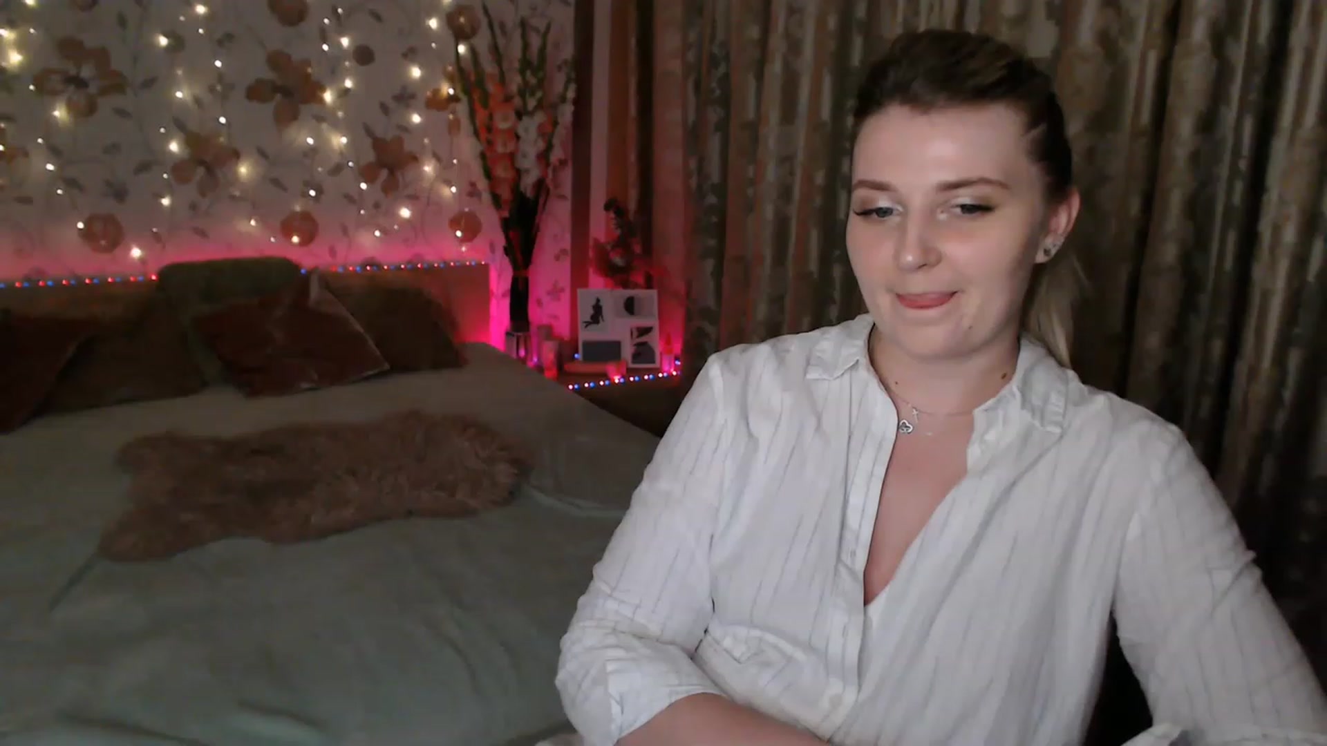 Gallery image thumbnail from Nice_Ass007's myfreecams stream on, 08/05/2023, 21:21 image 6 of 20