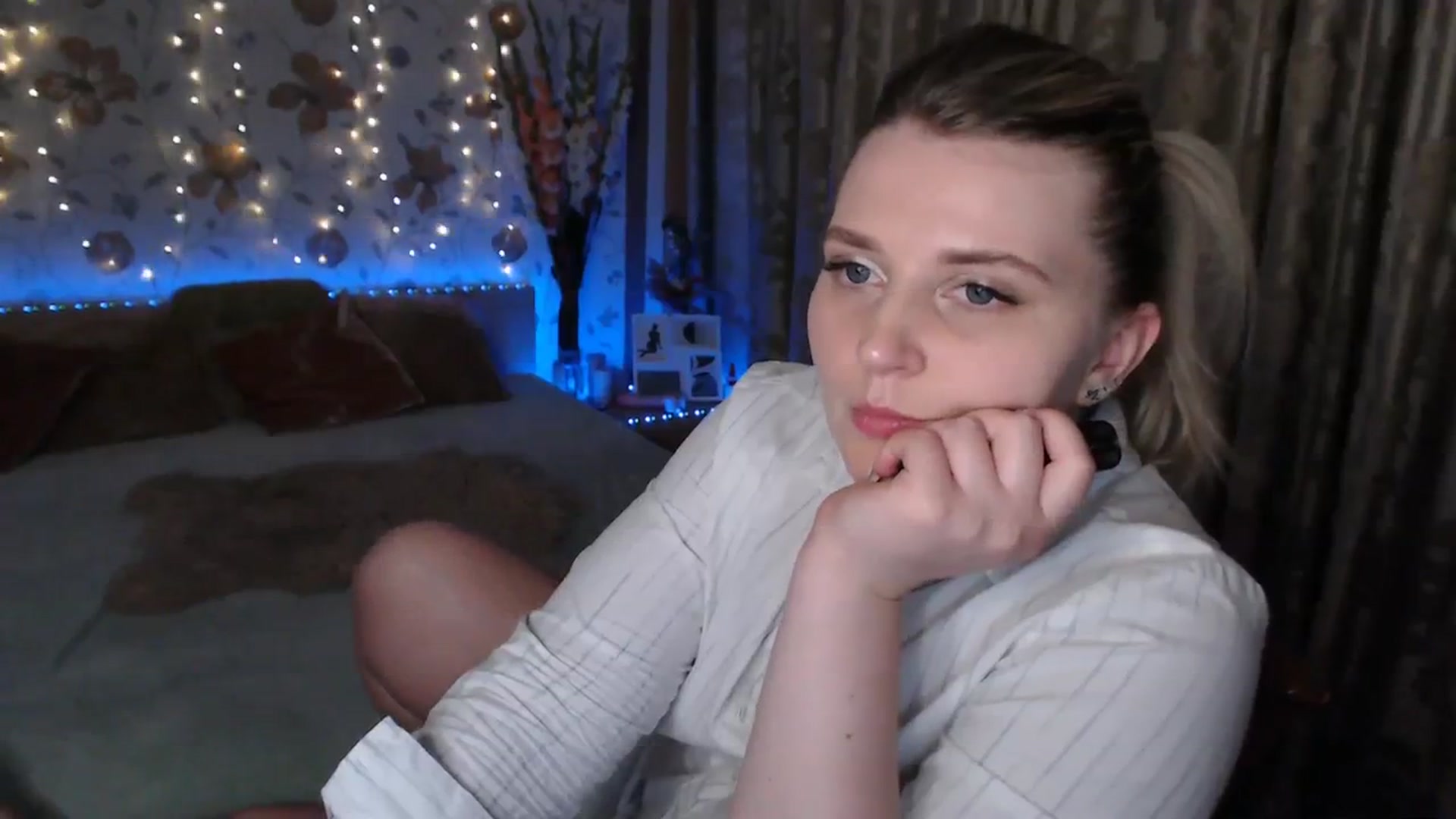 Gallery image thumbnail from Nice_Ass007's myfreecams stream on, 08/06/2023, 01:49 image 8 of 20