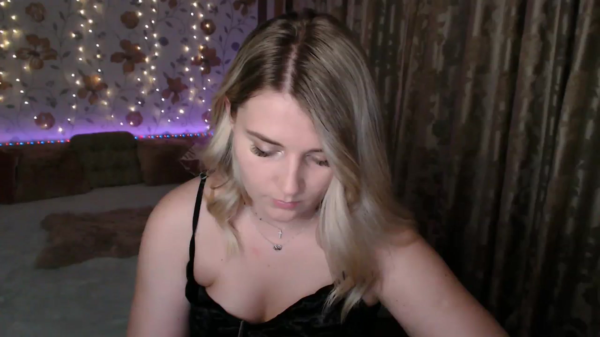 Gallery image thumbnail from Nice_Ass007's myfreecams stream on, 08/08/2023, 20:02 image 11 of 20