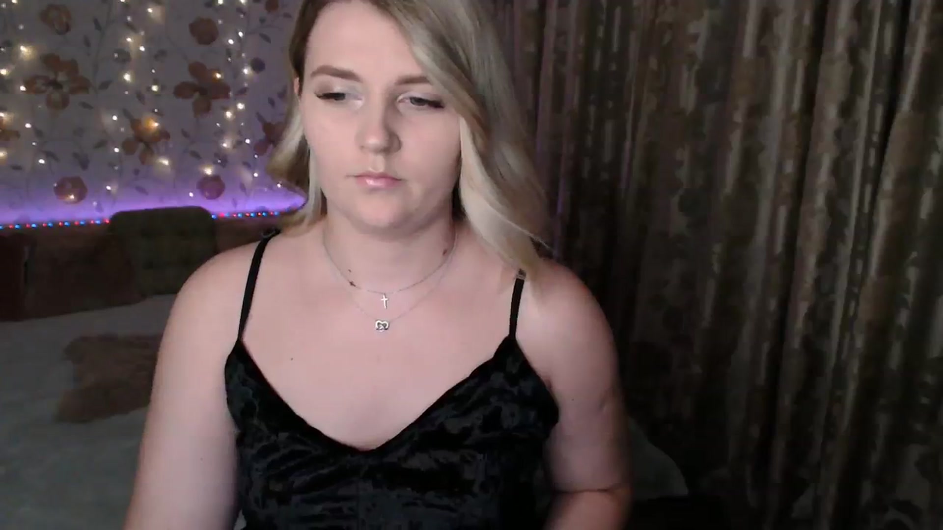 Gallery image thumbnail from Nice_Ass007's myfreecams stream on, 08/08/2023, 20:02 image 6 of 20