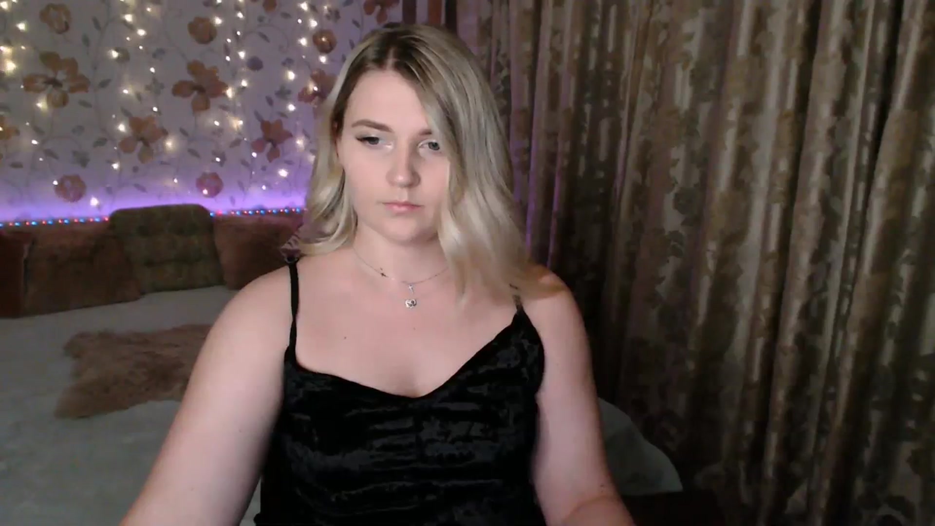 Gallery image thumbnail from Nice_Ass007's myfreecams stream on, 08/08/2023, 21:03 image 10 of 20