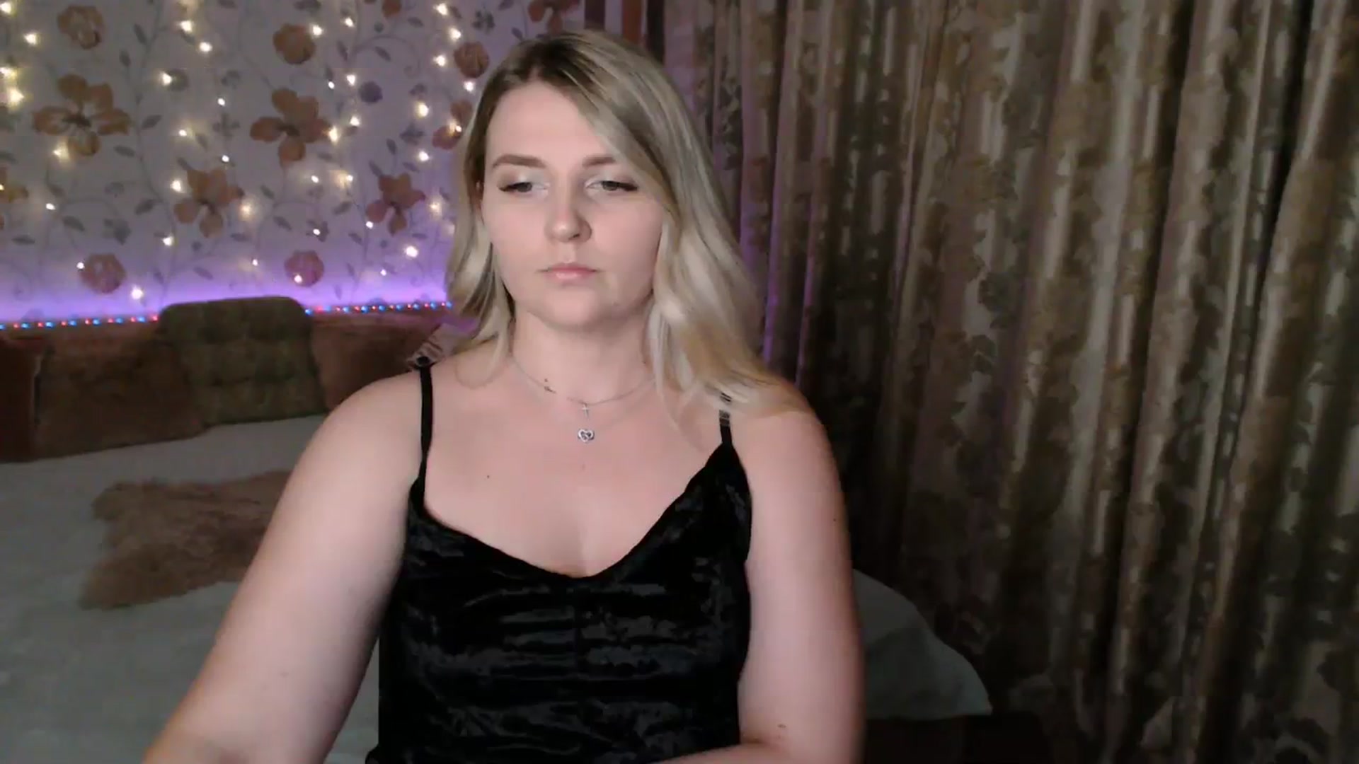 Gallery image thumbnail from Nice_Ass007's myfreecams stream on, 08/08/2023, 21:03 image 8 of 20