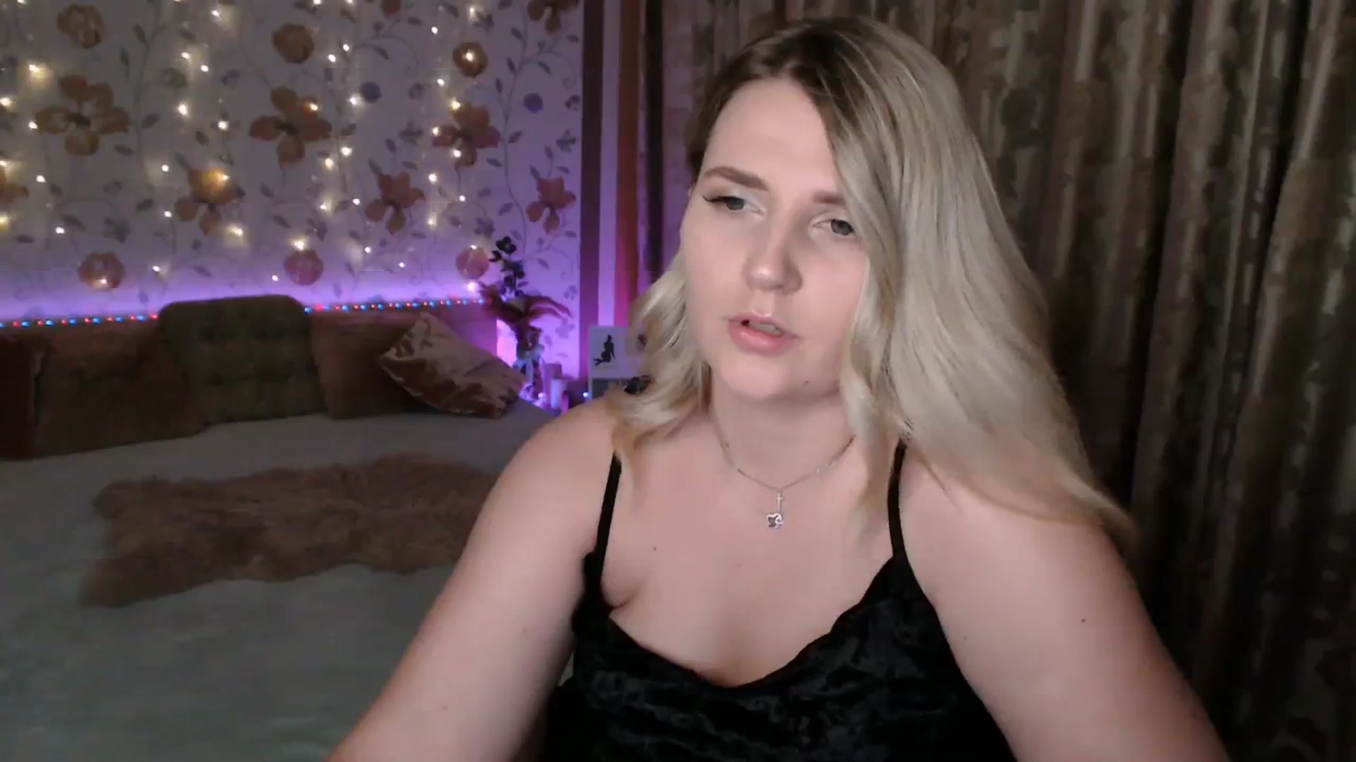 Gallery image thumbnail from Nice_Ass007's myfreecams stream on, 08/08/2023, 22:43 image 11 of 20