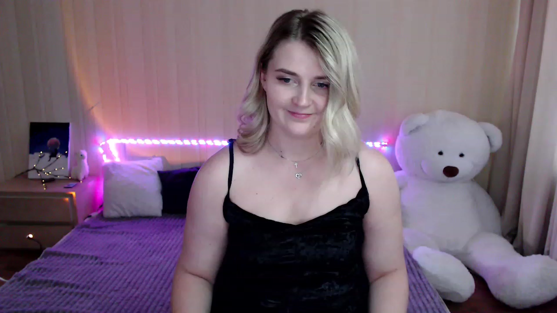 Gallery image thumbnail from Nice_Ass007's myfreecams stream on, 08/09/2023, 04:59 image 16 of 20