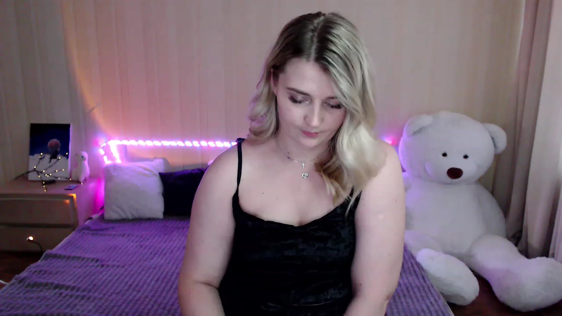 Gallery image thumbnail from Nice_Ass007's myfreecams stream on, 08/09/2023, 04:59 image 14 of 20