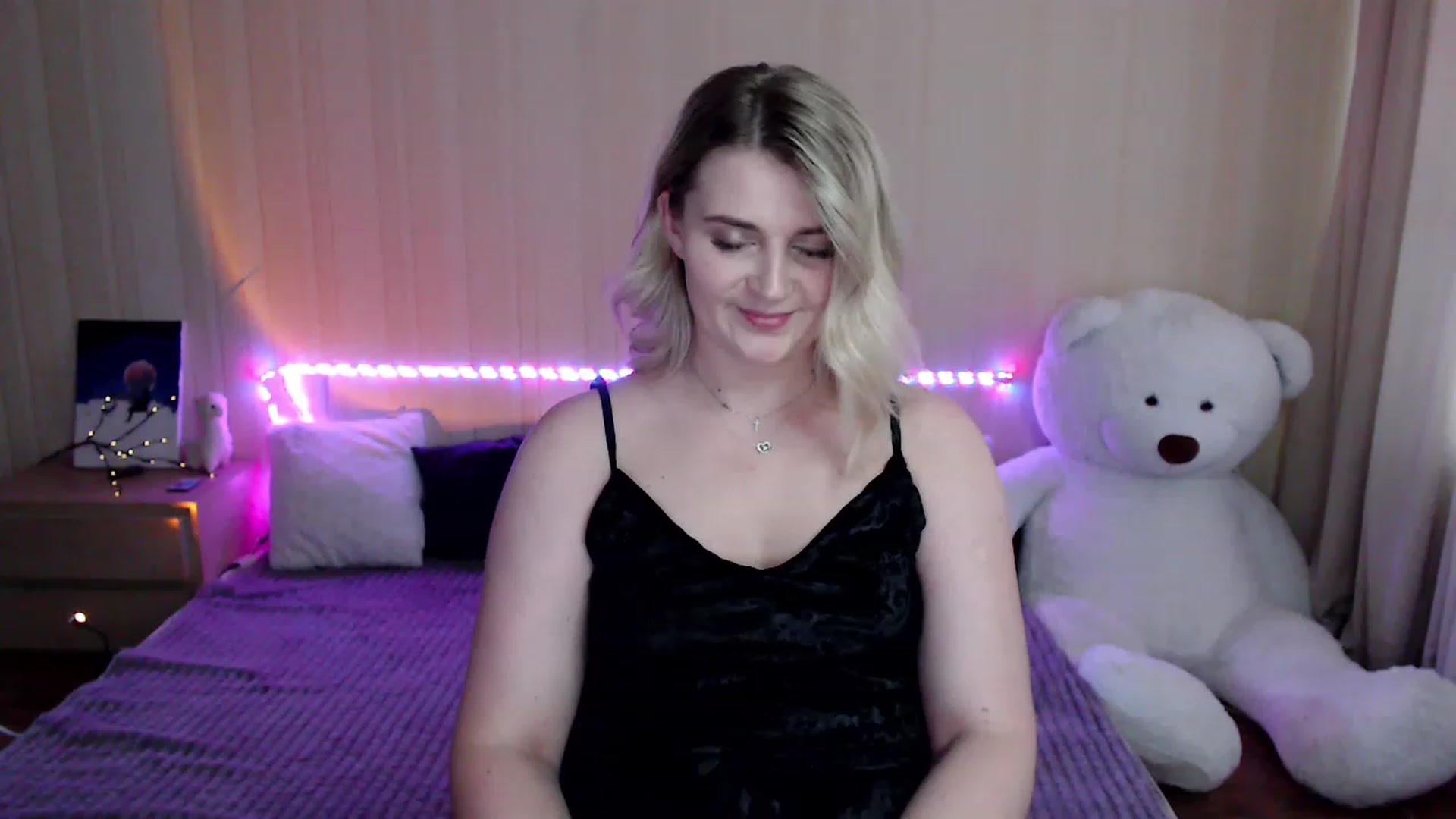 Gallery image thumbnail from Nice_Ass007's myfreecams stream on, 08/09/2023, 04:59 image 9 of 20