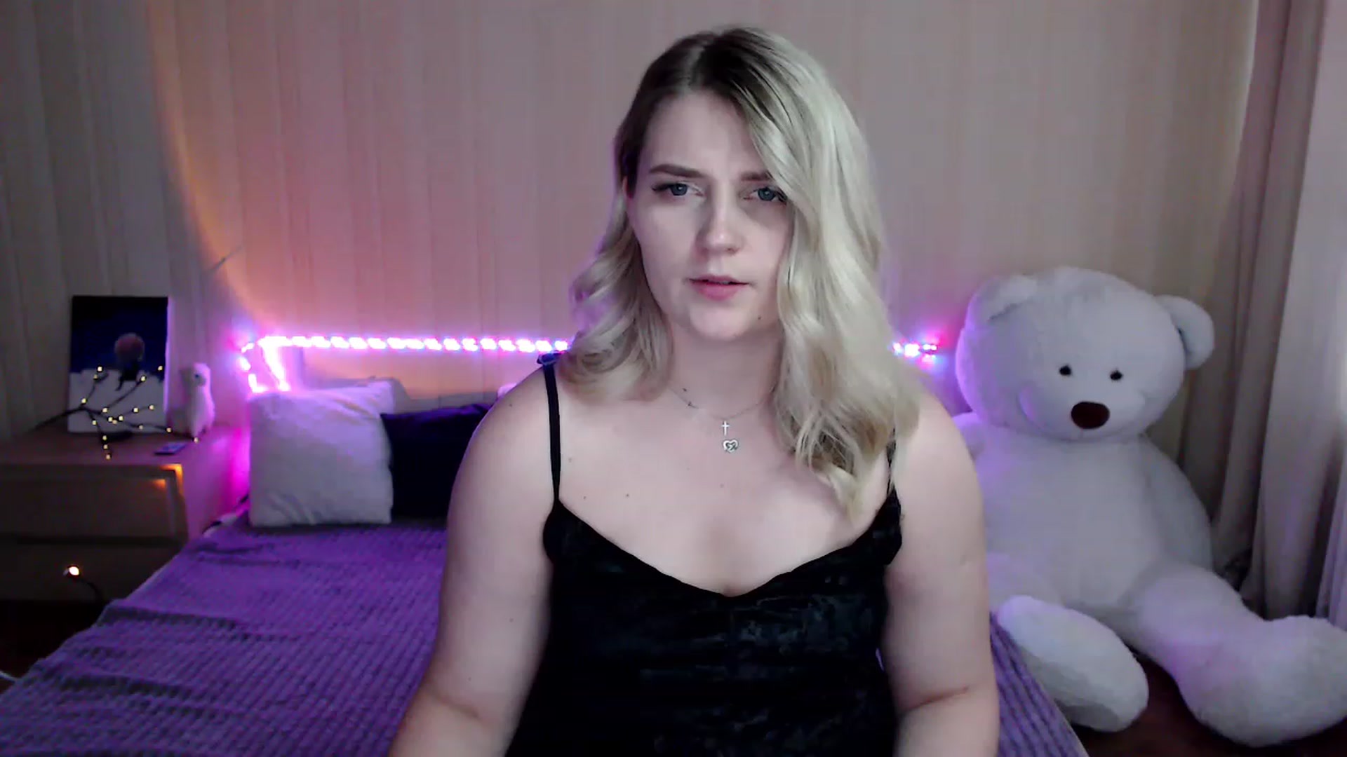 Gallery image thumbnail from Nice_Ass007's myfreecams stream on, 08/09/2023, 04:59 image 5 of 20