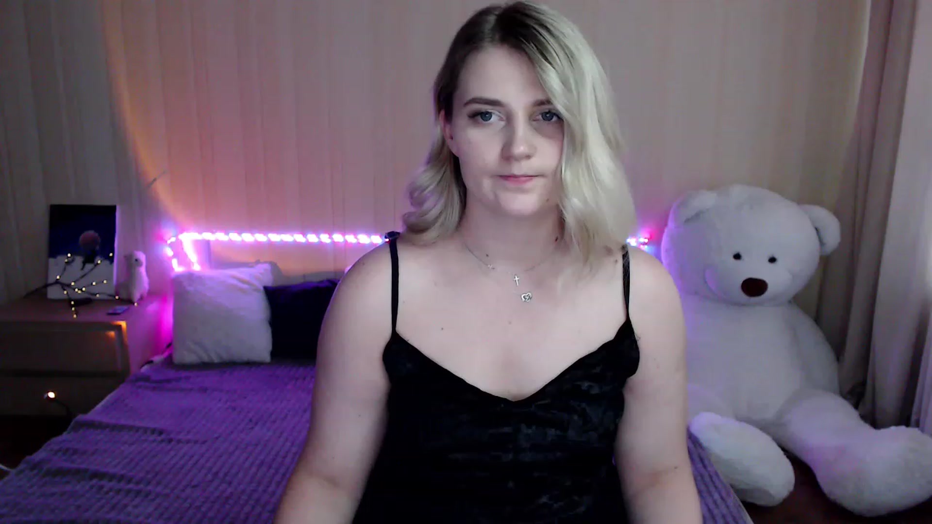 Gallery image thumbnail from Nice_Ass007's myfreecams stream on, 08/09/2023, 04:59 image 6 of 20