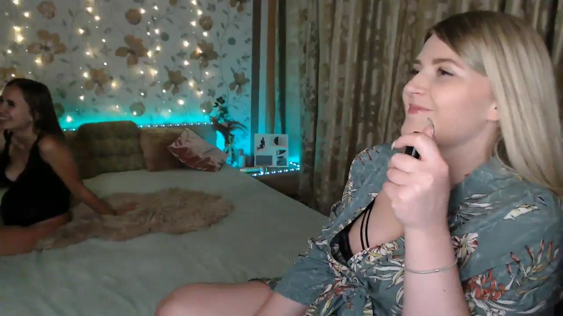 Gallery image thumbnail from Nice_Ass007's myfreecams stream on, 08/10/2023, 24:53 image 7 of 20