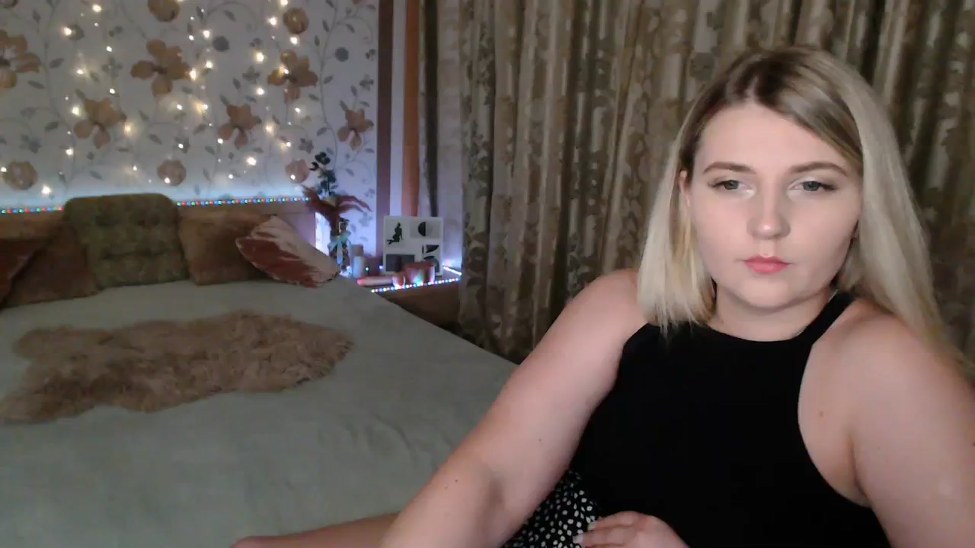 Gallery image thumbnail from Nice_Ass007's myfreecams stream on, 08/10/2023, 21:12 image 17 of 20