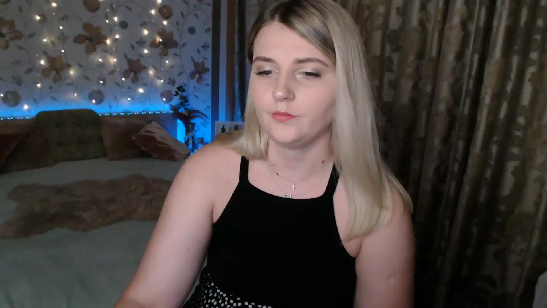 Gallery image thumbnail from Nice_Ass007's myfreecams stream on, 08/10/2023, 21:12 image 19 of 20