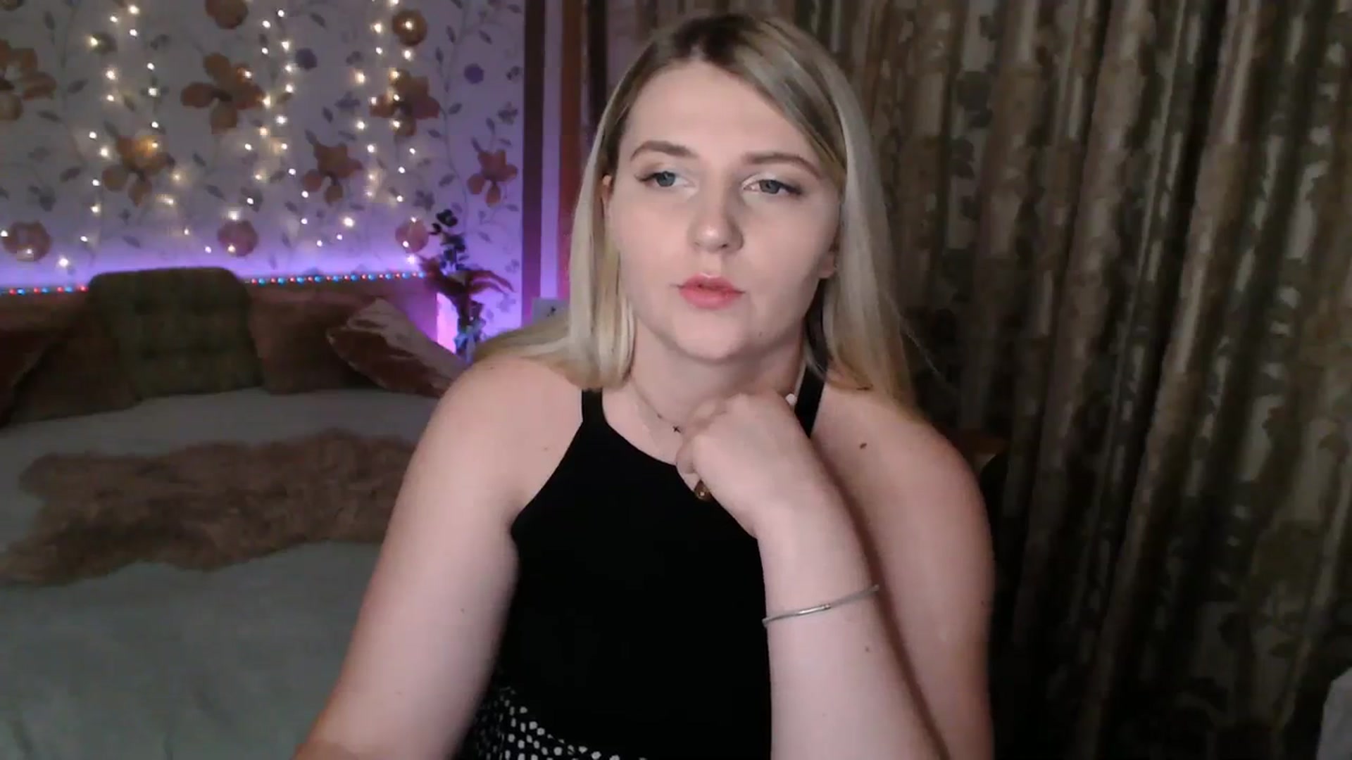 Gallery image thumbnail from Nice_Ass007's myfreecams stream on, 08/10/2023, 21:12 image 20 of 20