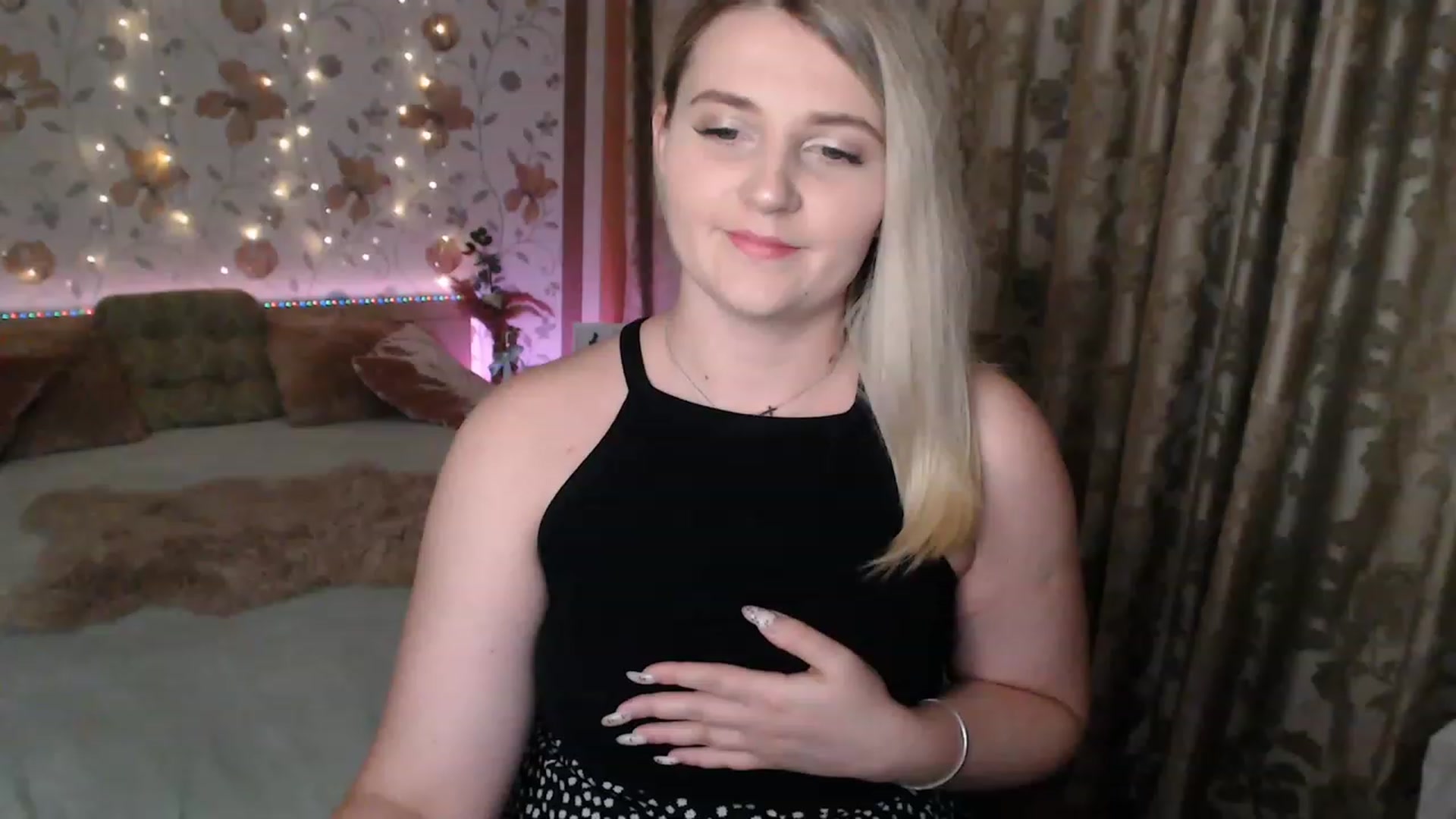 Gallery image thumbnail from Nice_Ass007's myfreecams stream on, 08/10/2023, 21:46 image 4 of 20
