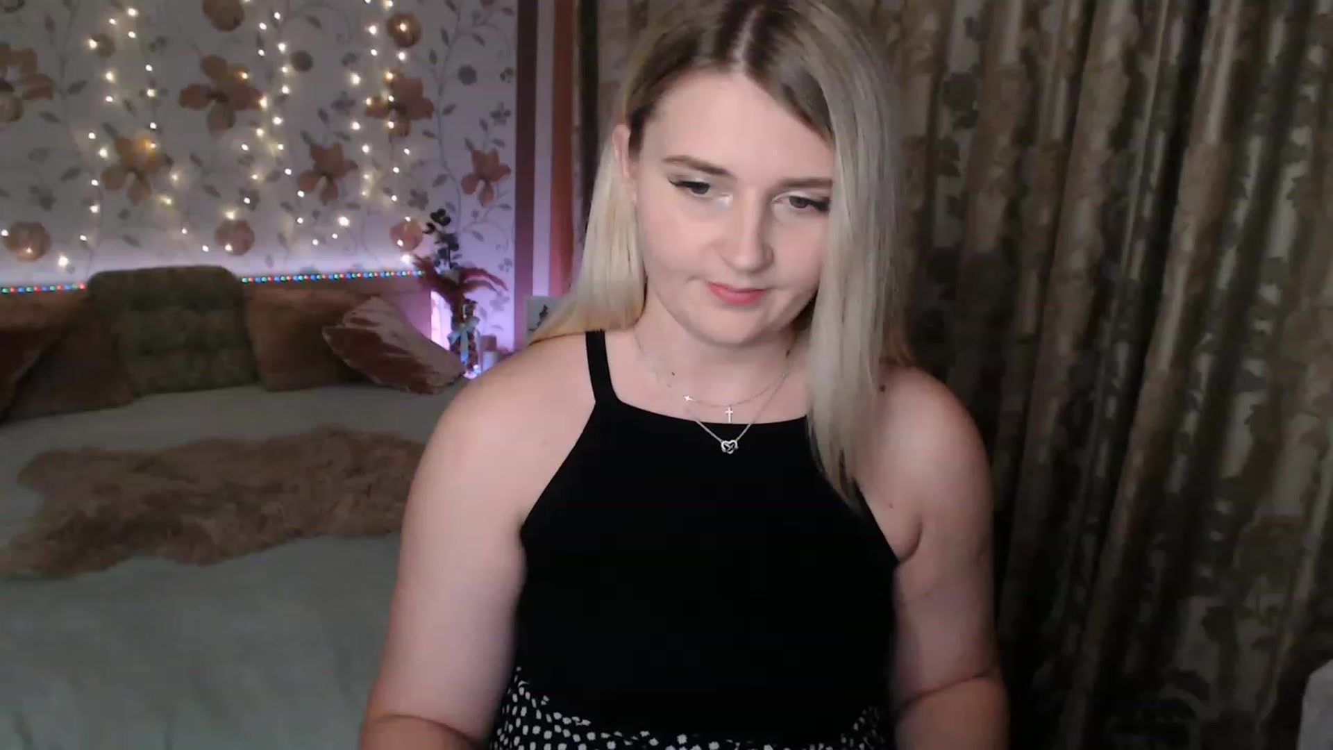 Gallery image thumbnail from Nice_Ass007's myfreecams stream on, 08/10/2023, 21:46 image 10 of 20