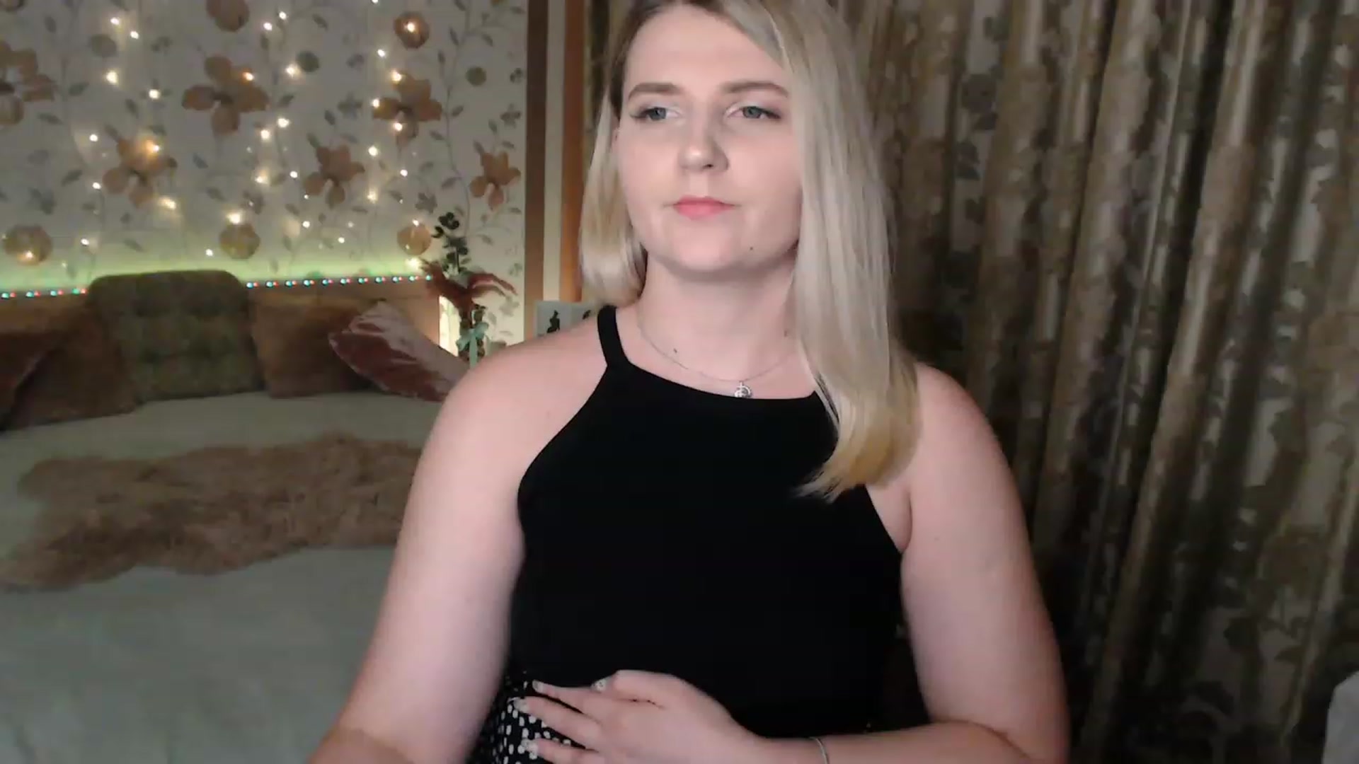 Gallery image thumbnail from Nice_Ass007's myfreecams stream on, 08/10/2023, 21:46 image 7 of 20
