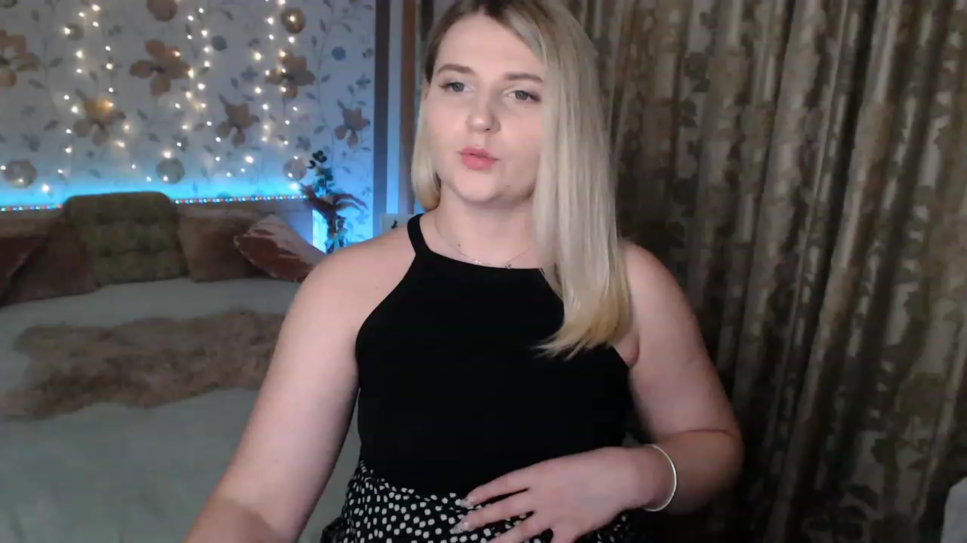 Gallery image thumbnail from Nice_Ass007's myfreecams stream on, 08/10/2023, 21:46 image 5 of 20