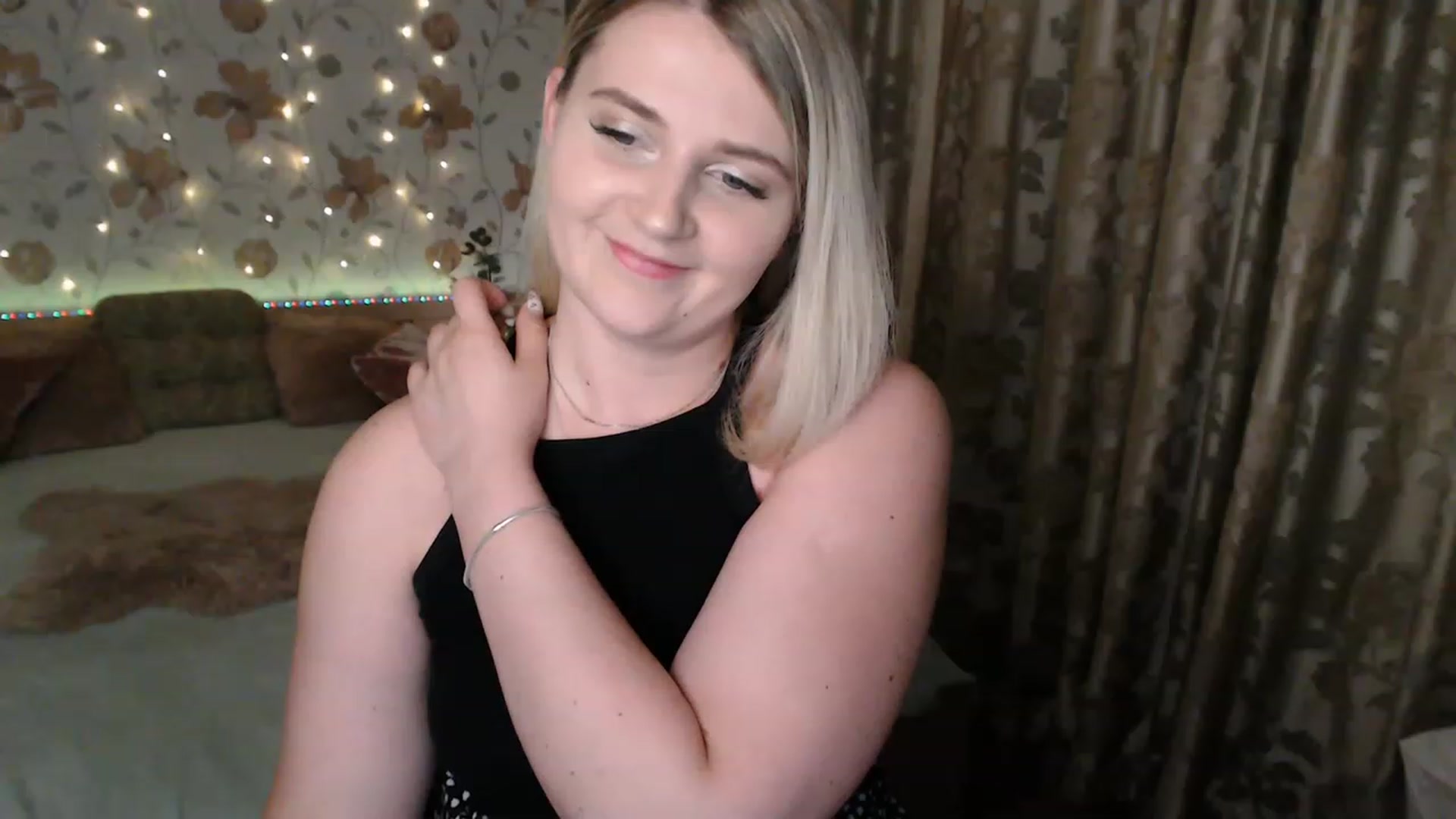 Gallery image thumbnail from Nice_Ass007's myfreecams stream on, 08/10/2023, 23:09 image 7 of 20