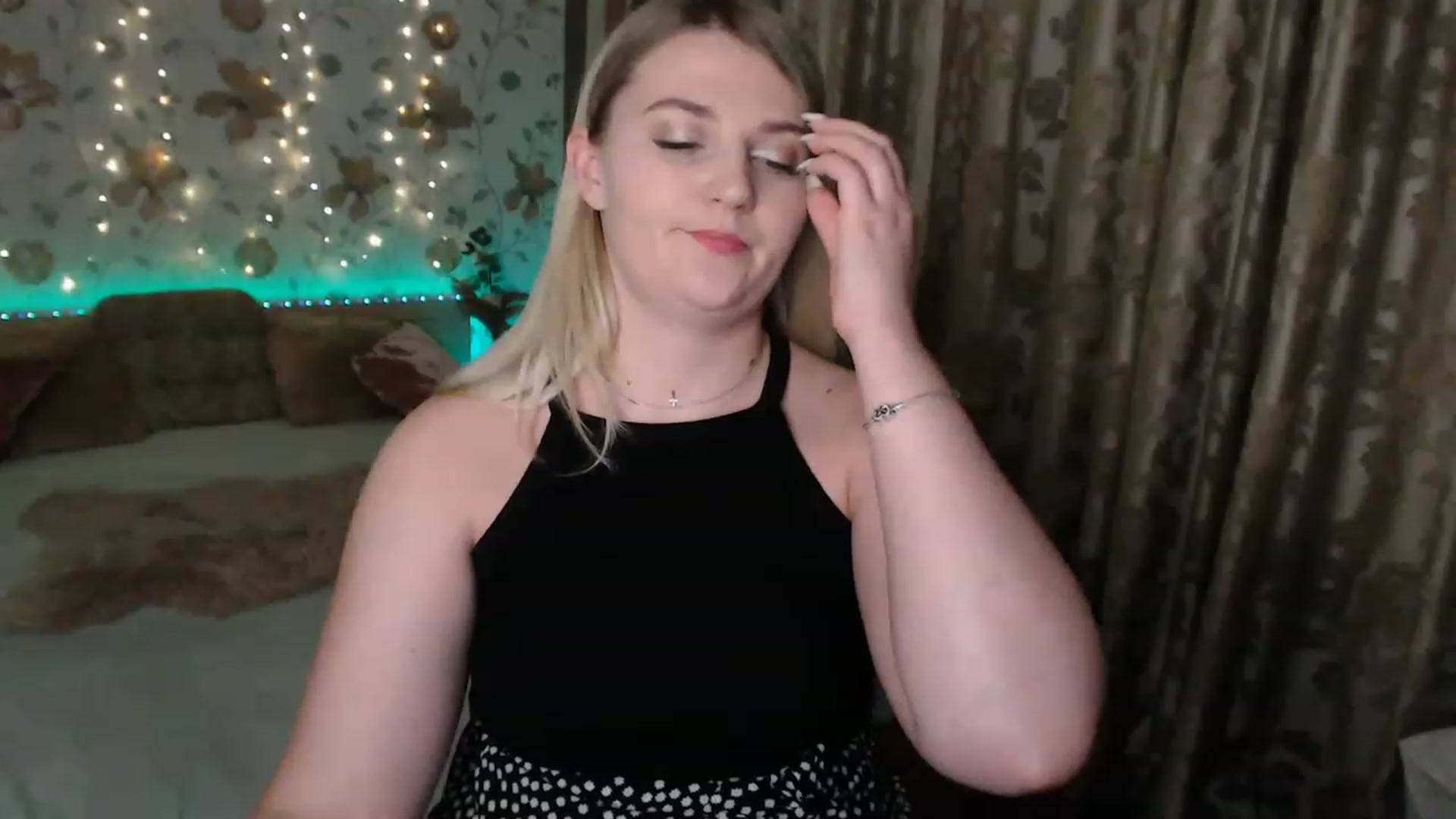 Gallery image thumbnail from Nice_Ass007's myfreecams stream on, 08/10/2023, 23:09 image 10 of 20