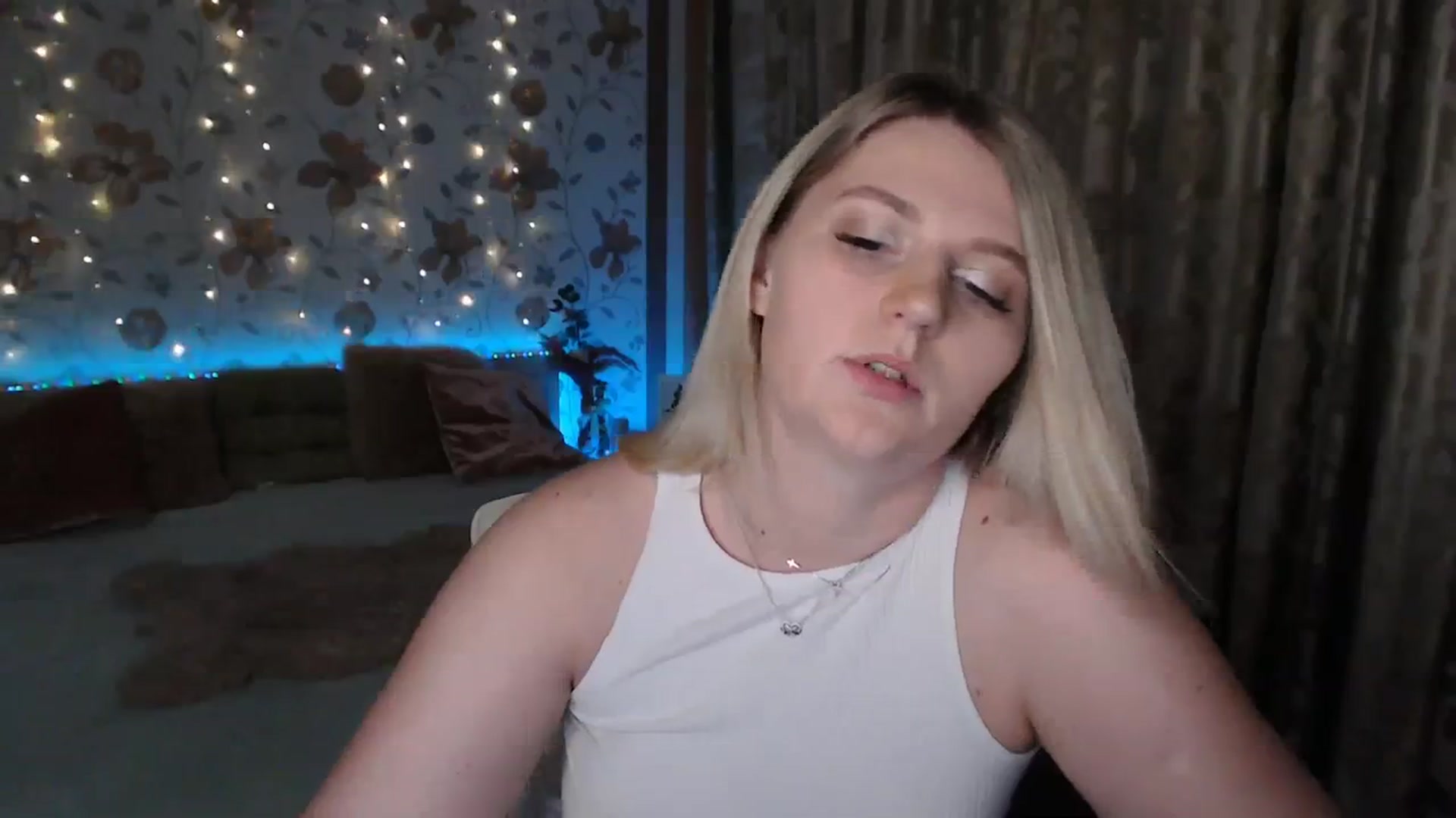 Gallery image thumbnail from Nice_Ass007's myfreecams stream on, 08/12/2023, 21:24 image 9 of 20