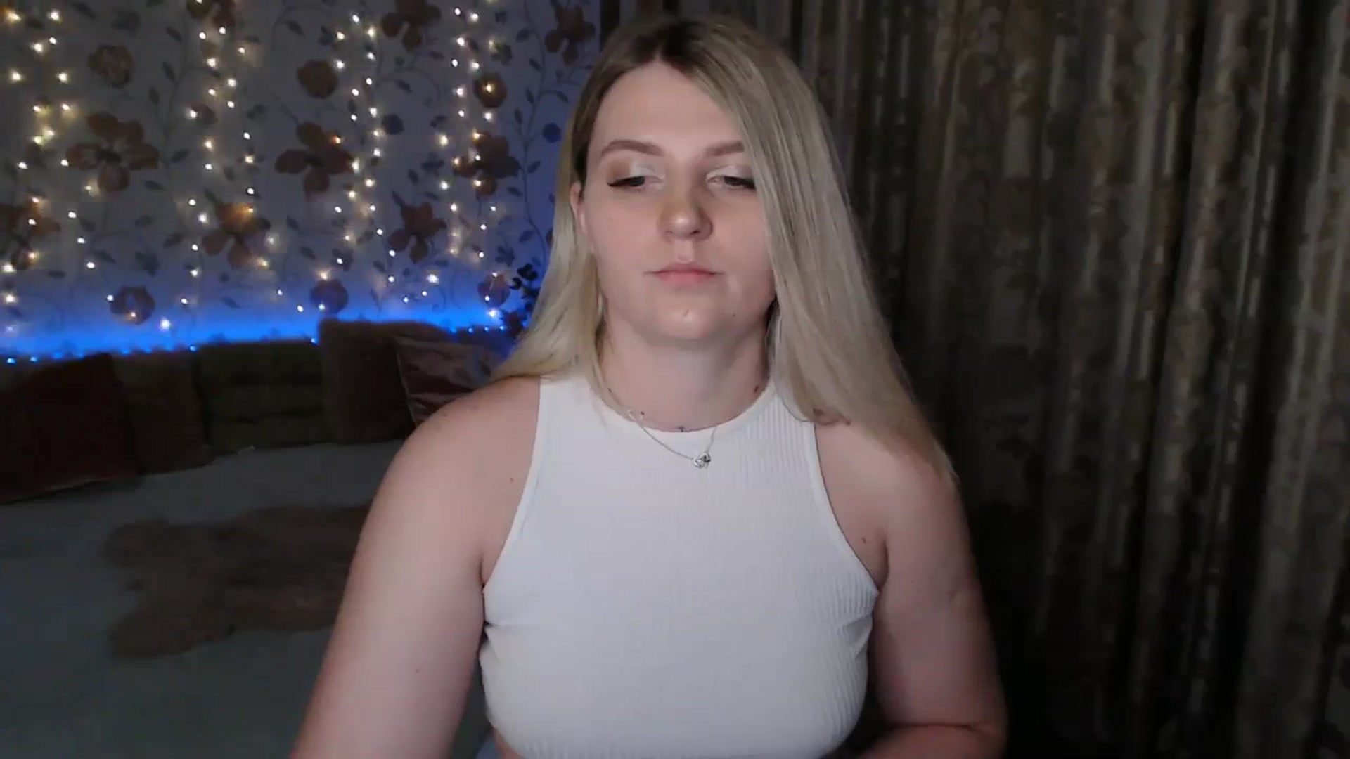 Gallery image thumbnail from Nice_Ass007's myfreecams stream on, 08/12/2023, 21:24 image 16 of 20