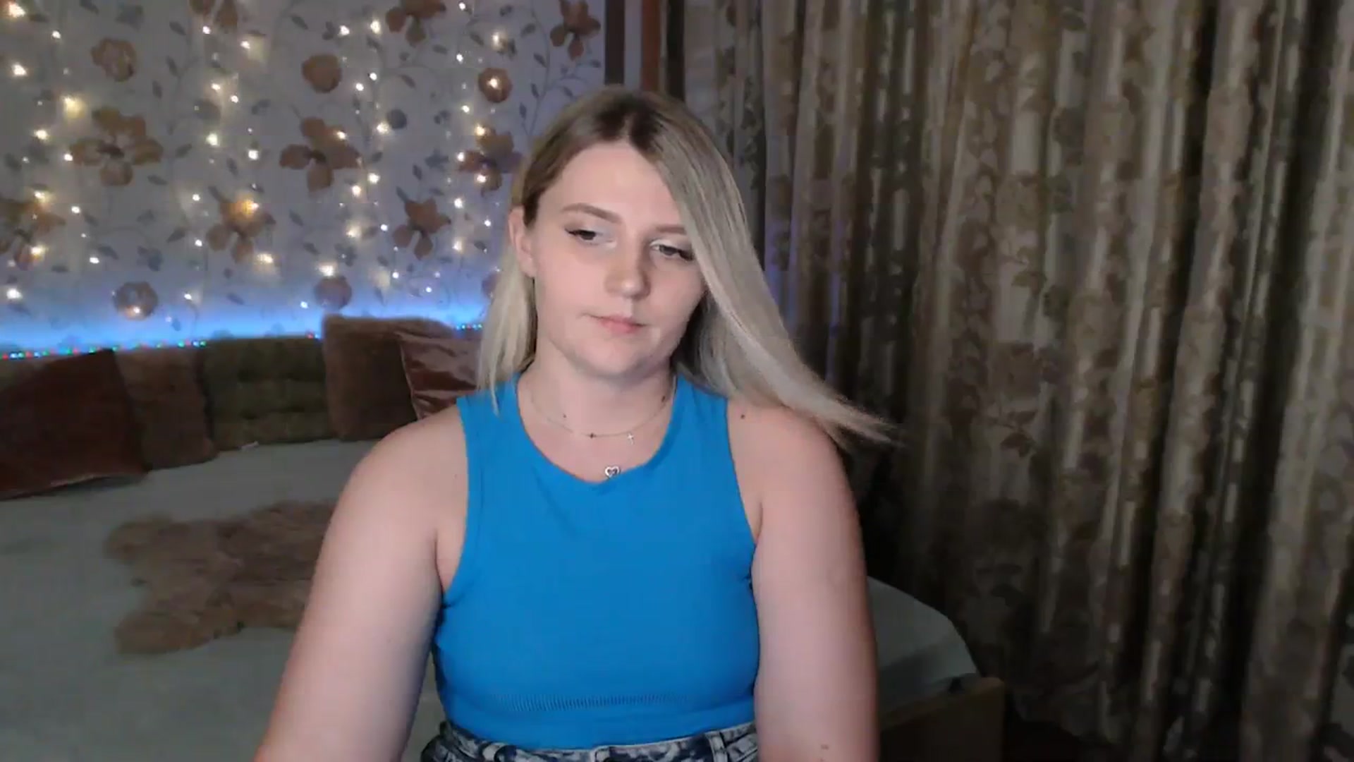 Gallery image thumbnail from Nice_Ass007's myfreecams stream on, 08/13/2023, 24:30 image 15 of 20