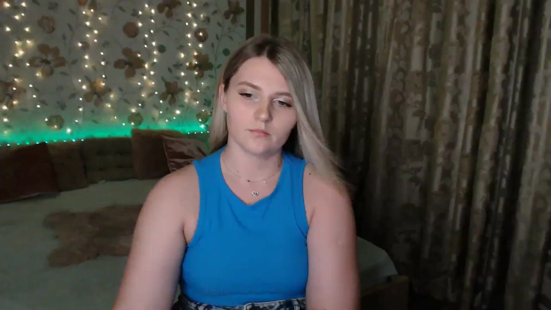 Gallery image thumbnail from Nice_Ass007's myfreecams stream on, 08/13/2023, 24:29 image 3 of 20