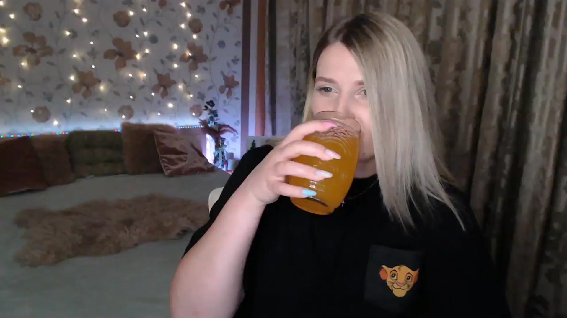 Gallery image thumbnail from Nice_Ass007's myfreecams stream on, 08/15/2023, 20:29 image 10 of 20