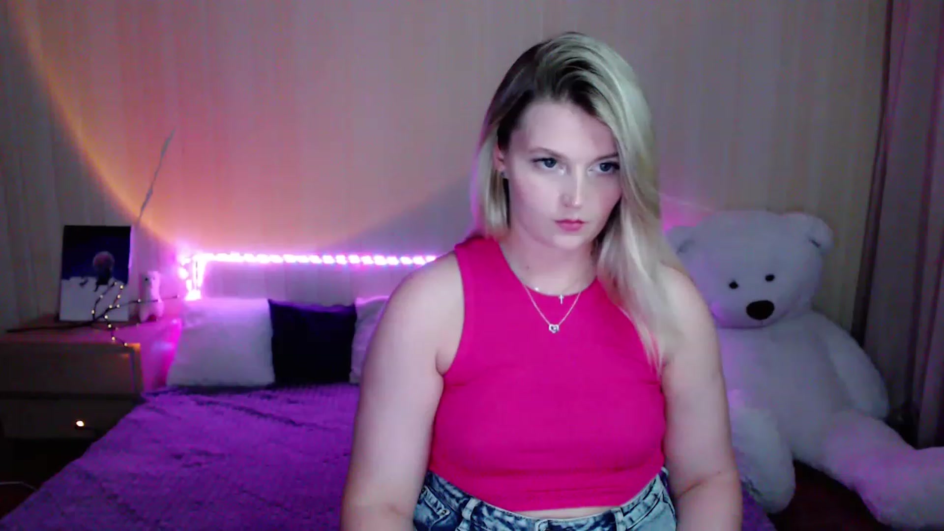 Gallery image thumbnail from Nice_Ass007's myfreecams stream on, 08/16/2023, 20:16 image 8 of 20
