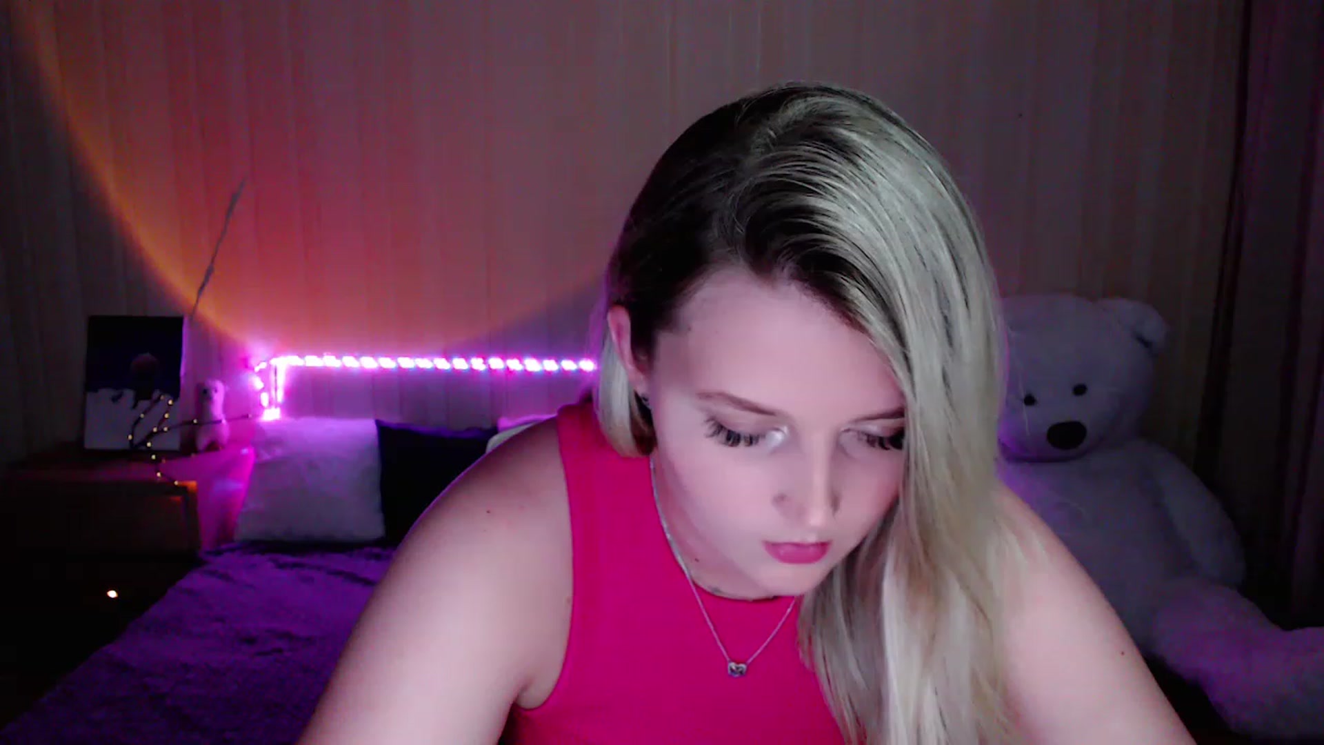 Gallery image thumbnail from Nice_Ass007's myfreecams stream on, 08/16/2023, 20:16 image 13 of 20