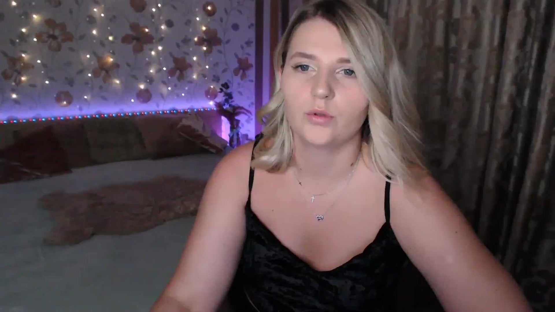 Gallery image thumbnail from Nice_Ass007's myfreecams stream on, 08/19/2023, 19:53 image 3 of 20