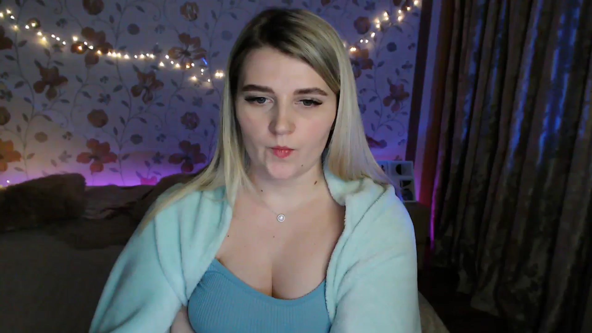 Gallery image thumbnail from Nice_Ass007's myfreecams stream on, 11/24/2023, 03:31 image 17 of 20