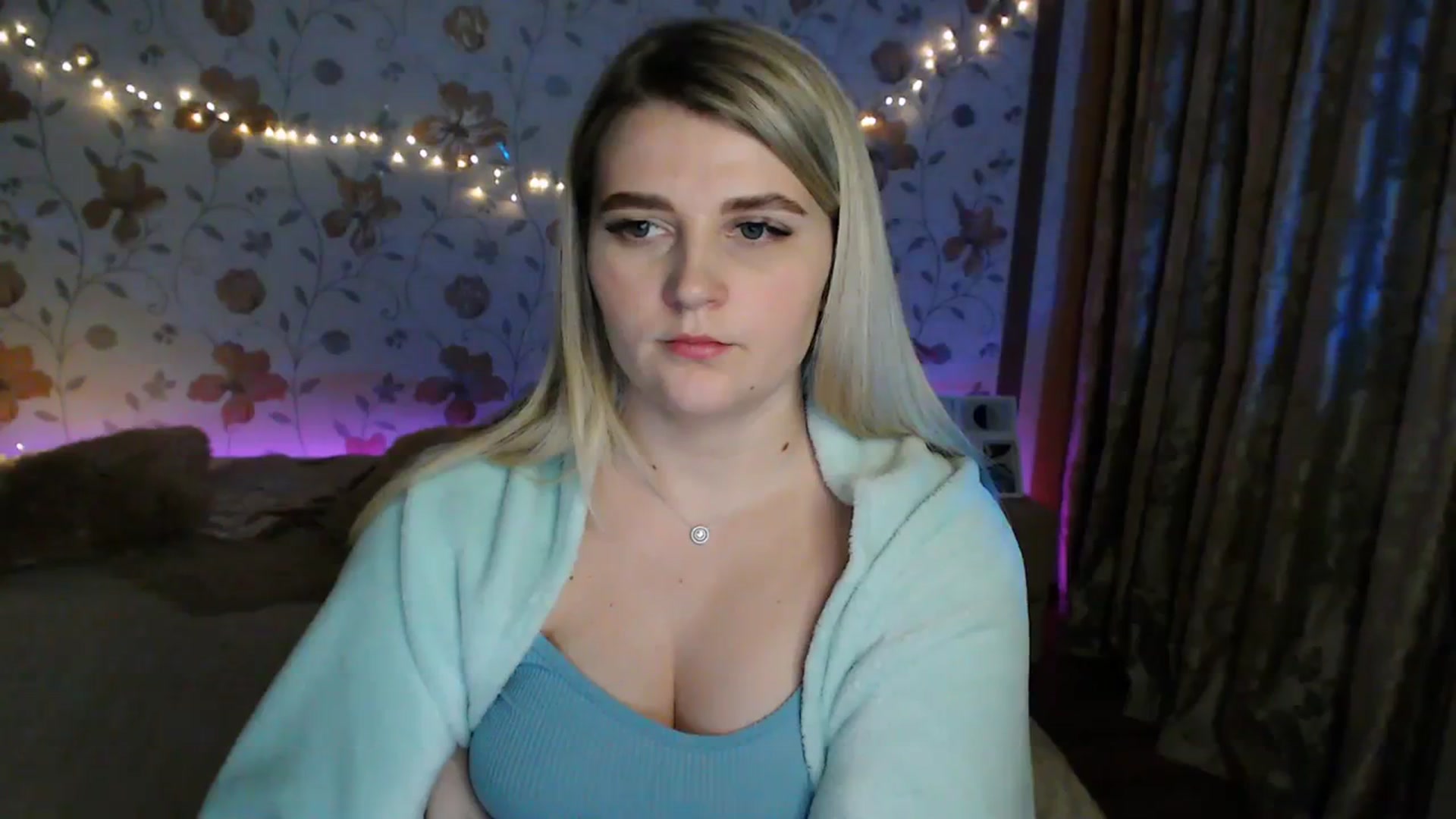 Gallery image thumbnail from Nice_Ass007's myfreecams stream on, 11/24/2023, 03:31 image 16 of 20
