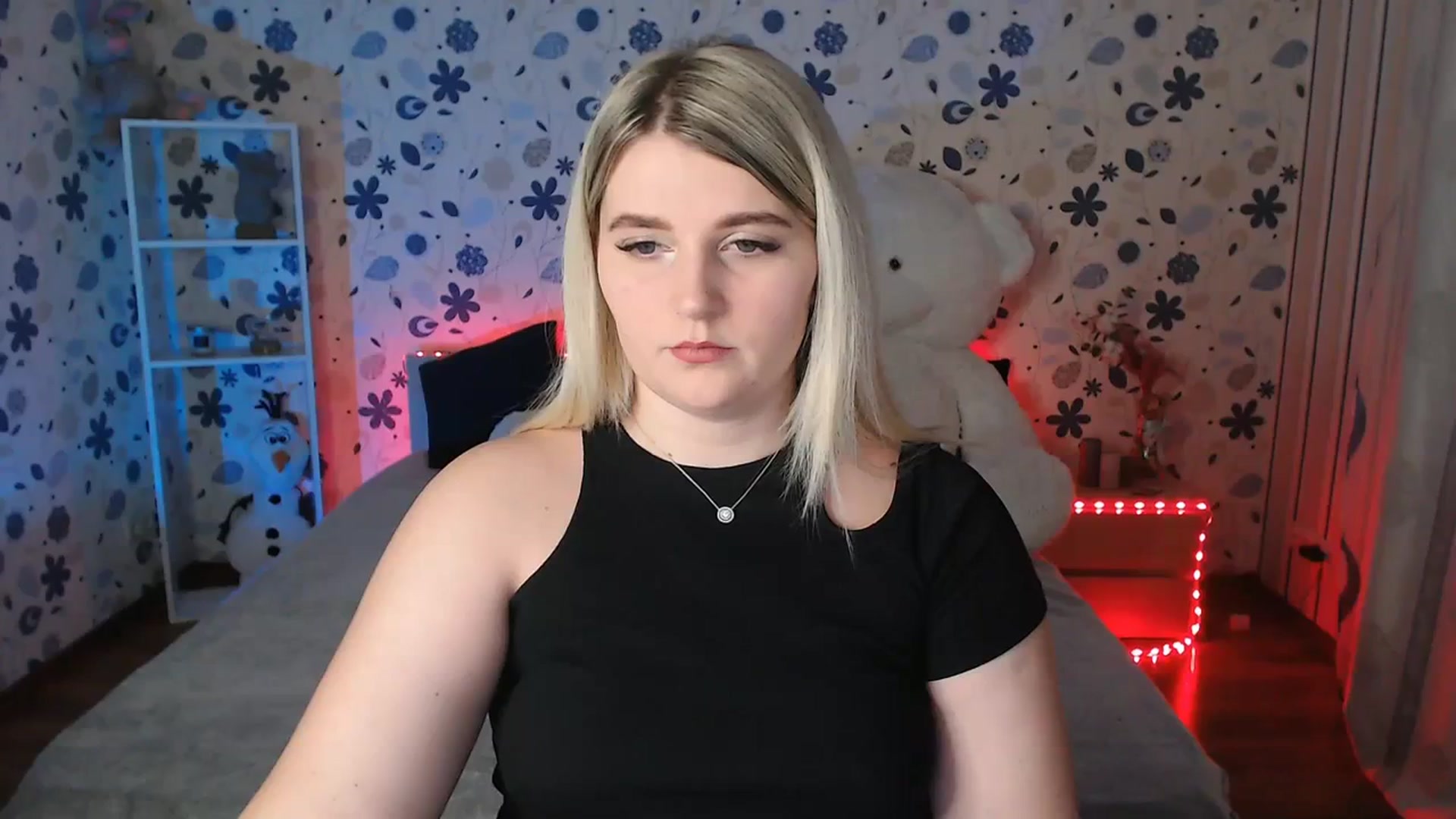 Gallery image thumbnail from Nice_Ass007's myfreecams stream on, 12/25/2023, 21:06 image 6 of 20