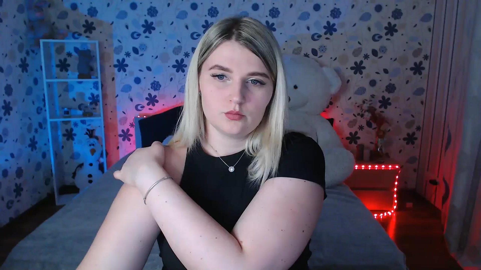Gallery image thumbnail from Nice_Ass007's myfreecams stream on, 12/25/2023, 21:06 image 9 of 20