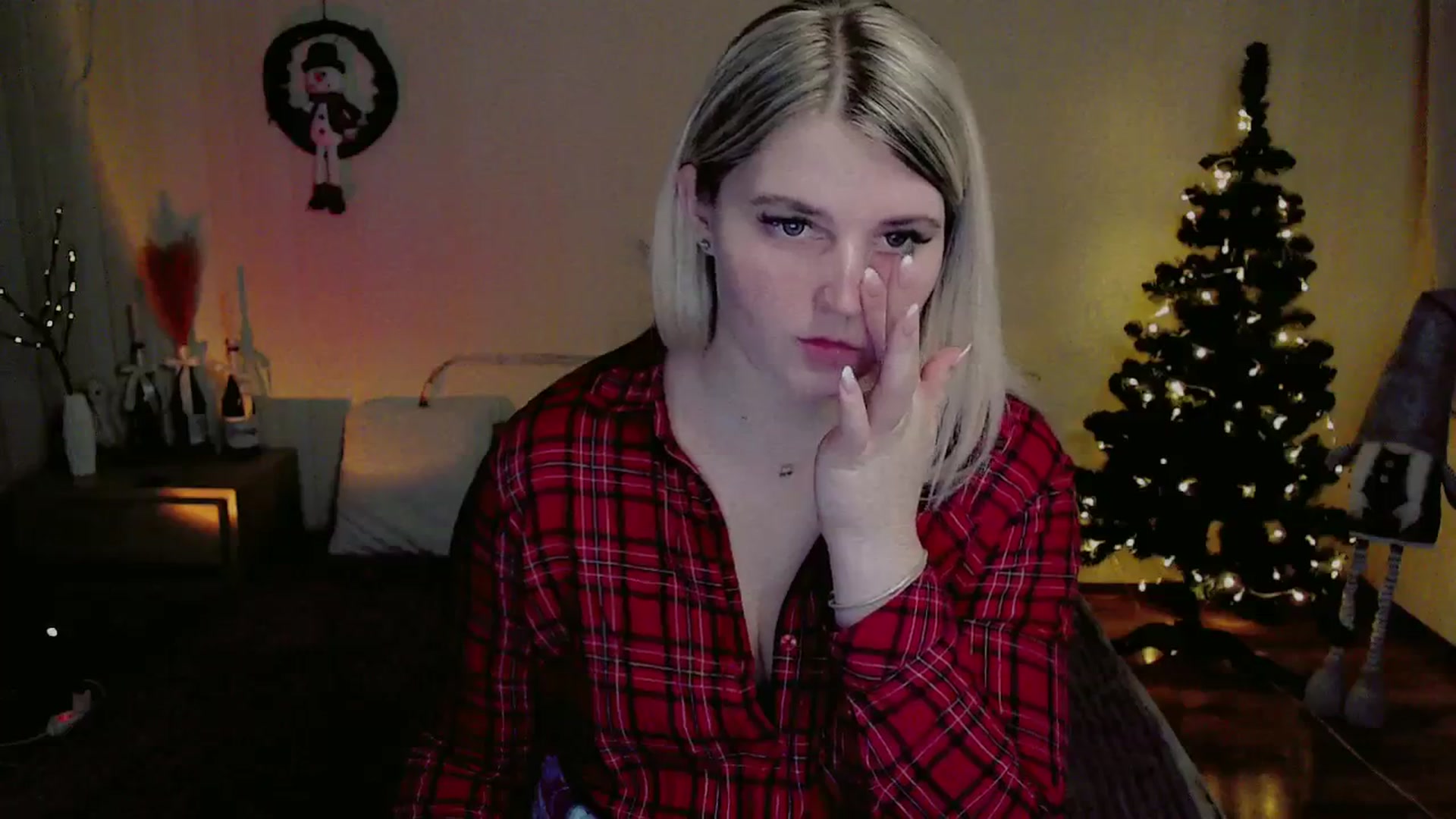 Gallery image thumbnail from Nice_Ass007's myfreecams stream on, 12/27/2023, 03:20 image 9 of 20