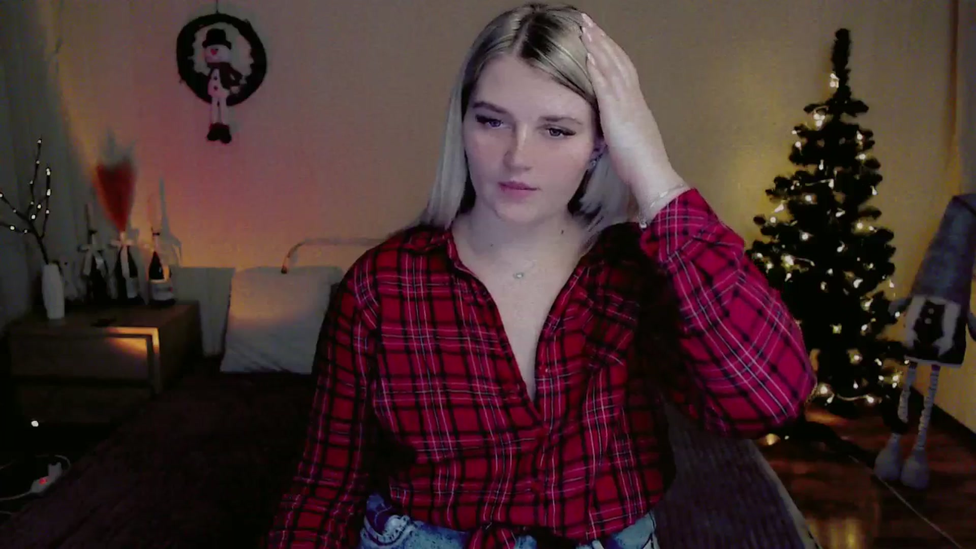Gallery image thumbnail from Nice_Ass007's myfreecams stream on, 12/27/2023, 03:20 image 4 of 20