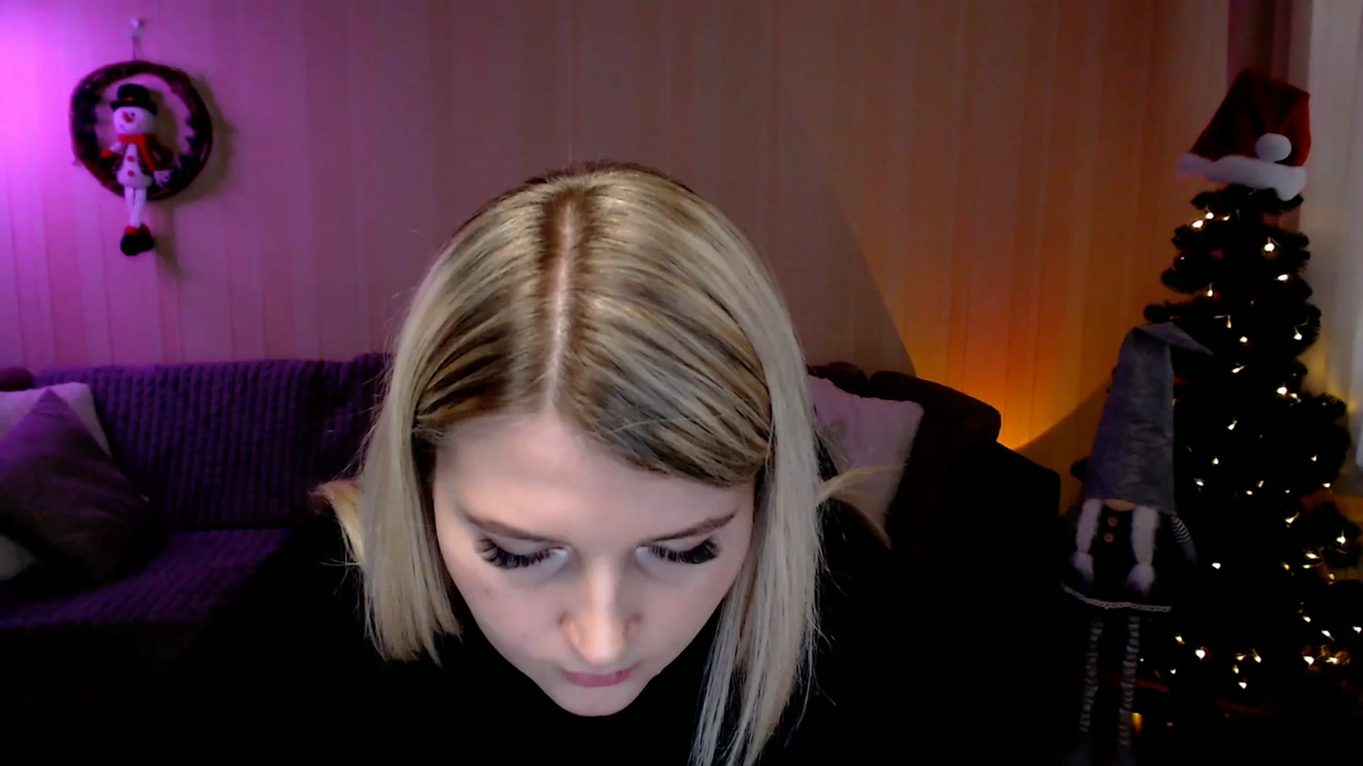 Gallery image thumbnail from Nice_Ass007's myfreecams stream on, 01/16/2024, 14:10 image 15 of 20